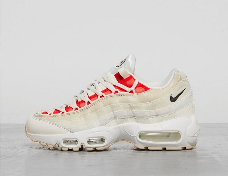 Nike Air 2009 Netty Women Basketball Player Black