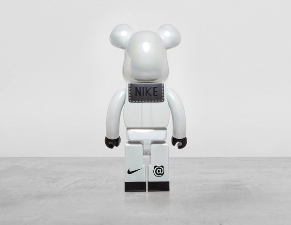 Medicom X Nike Sb Be Rbrick 1000