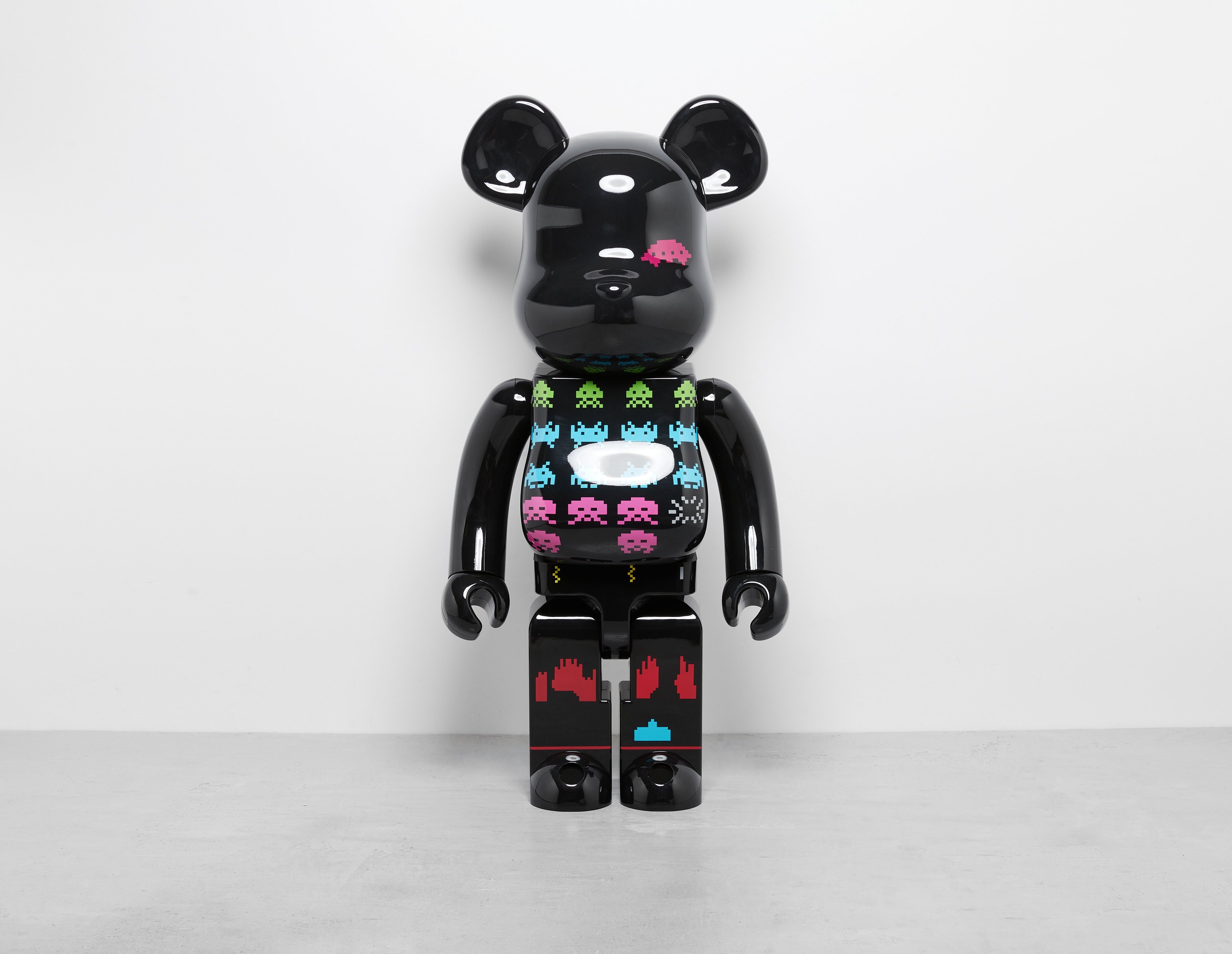 Black Medicom BE@RBRICK Space Invaders 1000% | ParallaxShops