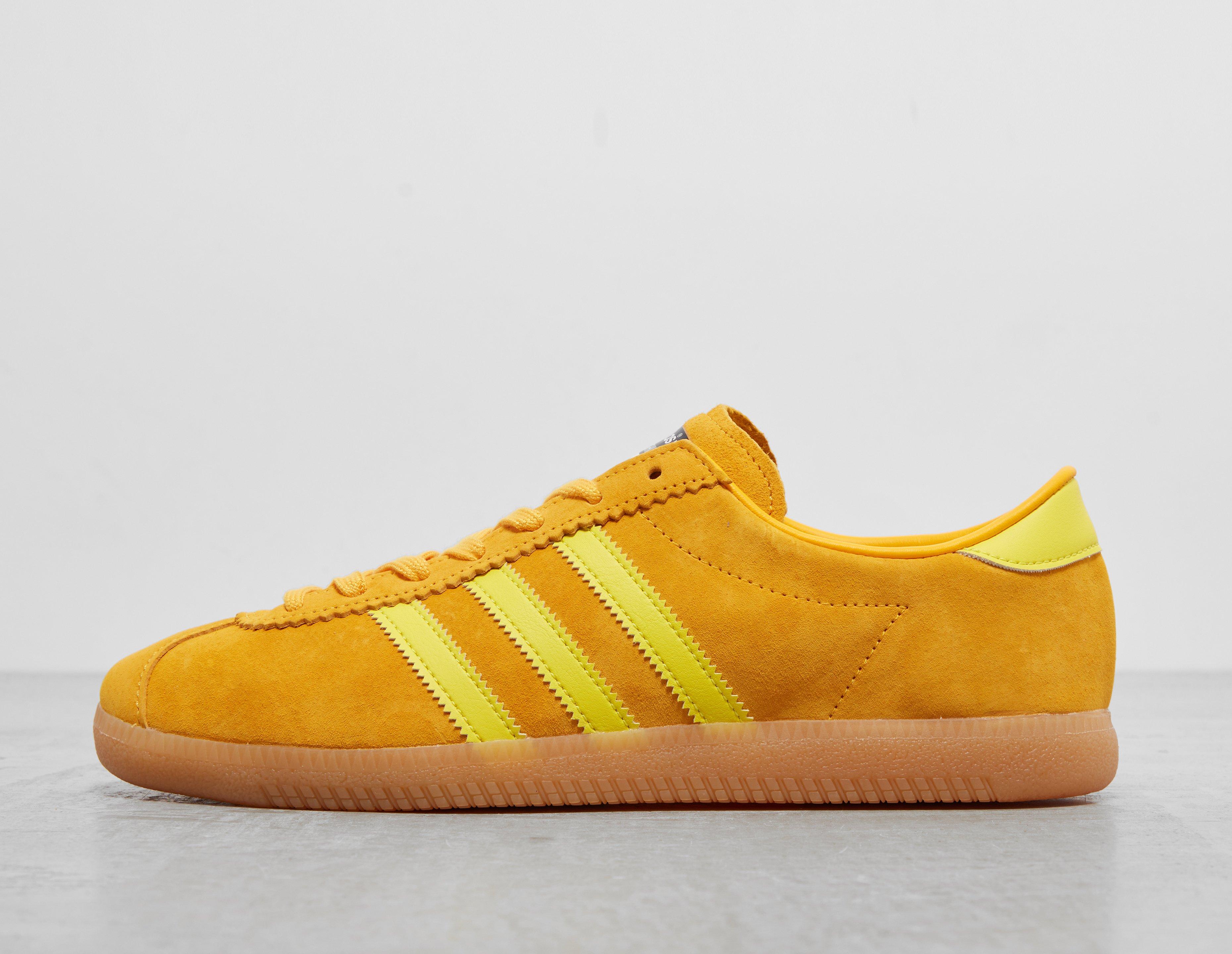 Mustard yellow hot sale adidas