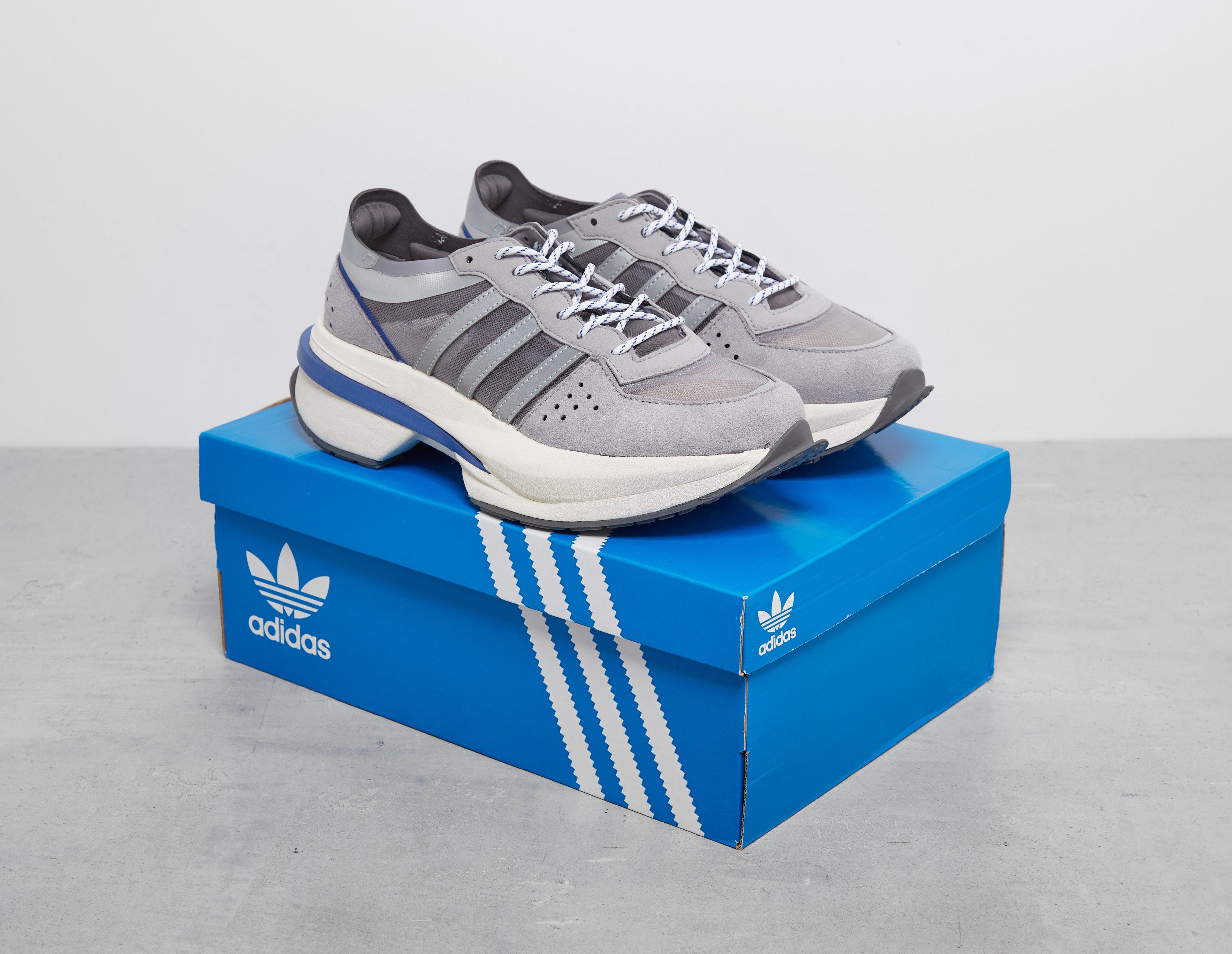 HealthdesignShops Grey adidas Originals Esiod The outsole of