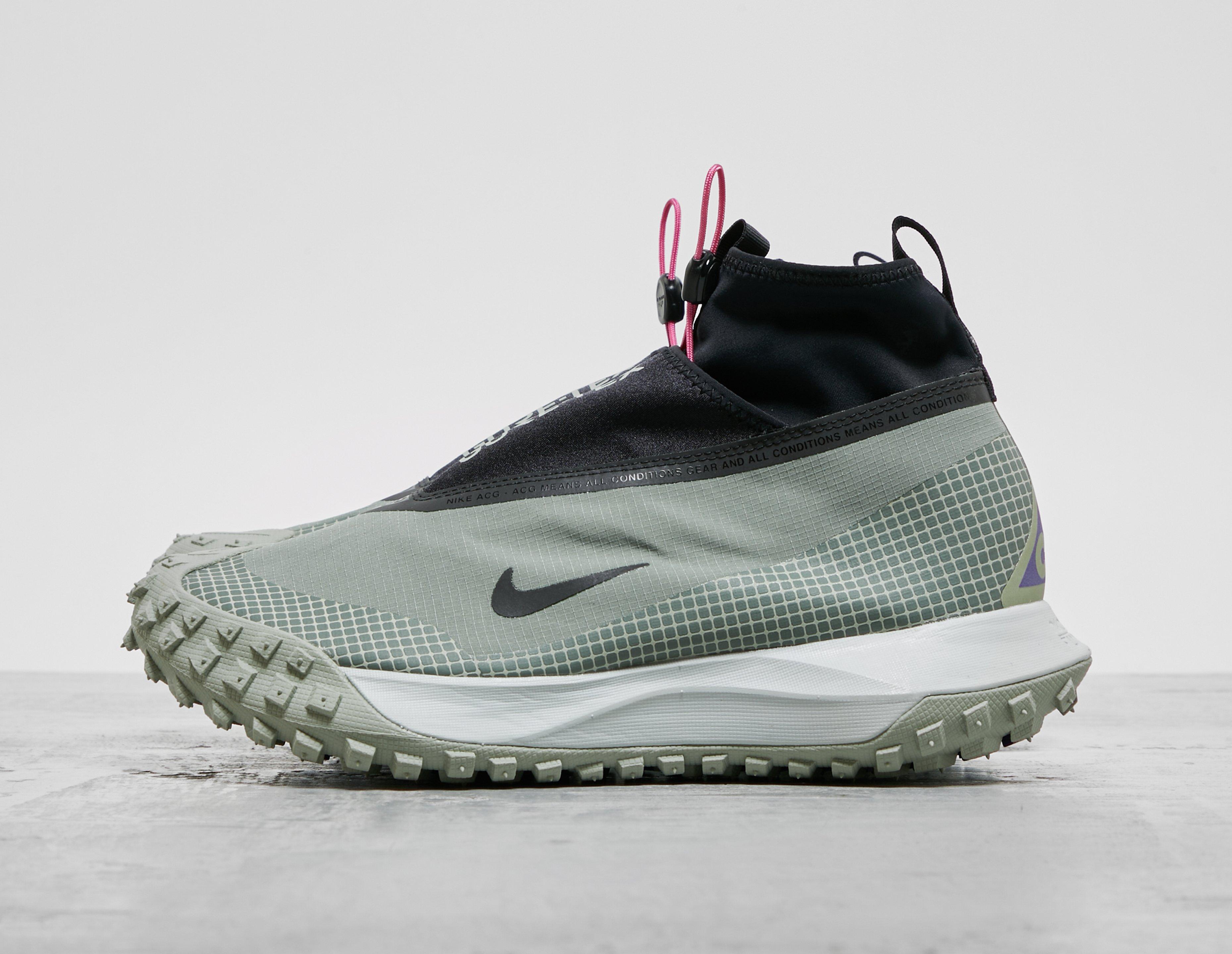 nike acg fly gore tex