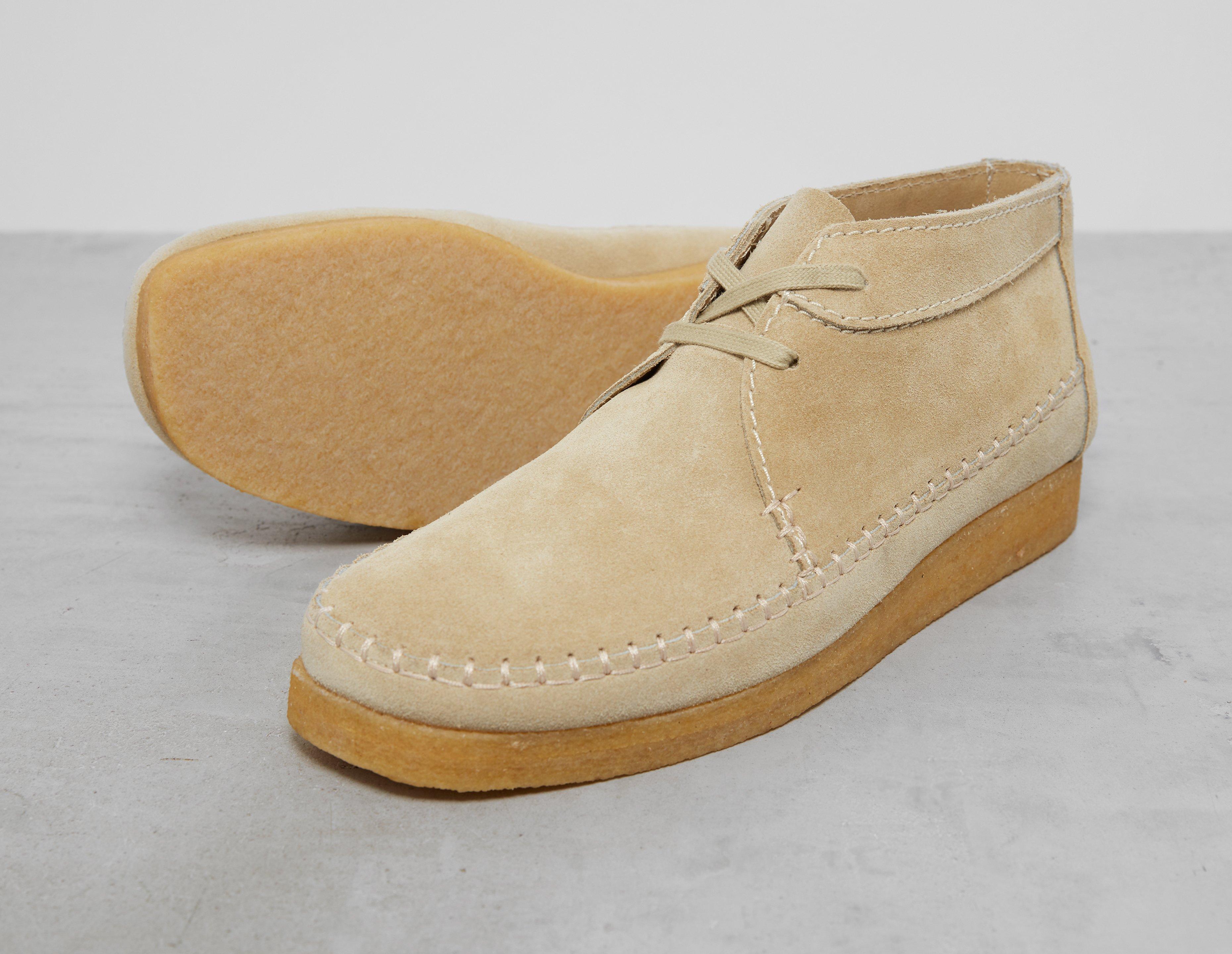 Brown Clarks Originals Weaver Boots | HealthdesignShops | Calça