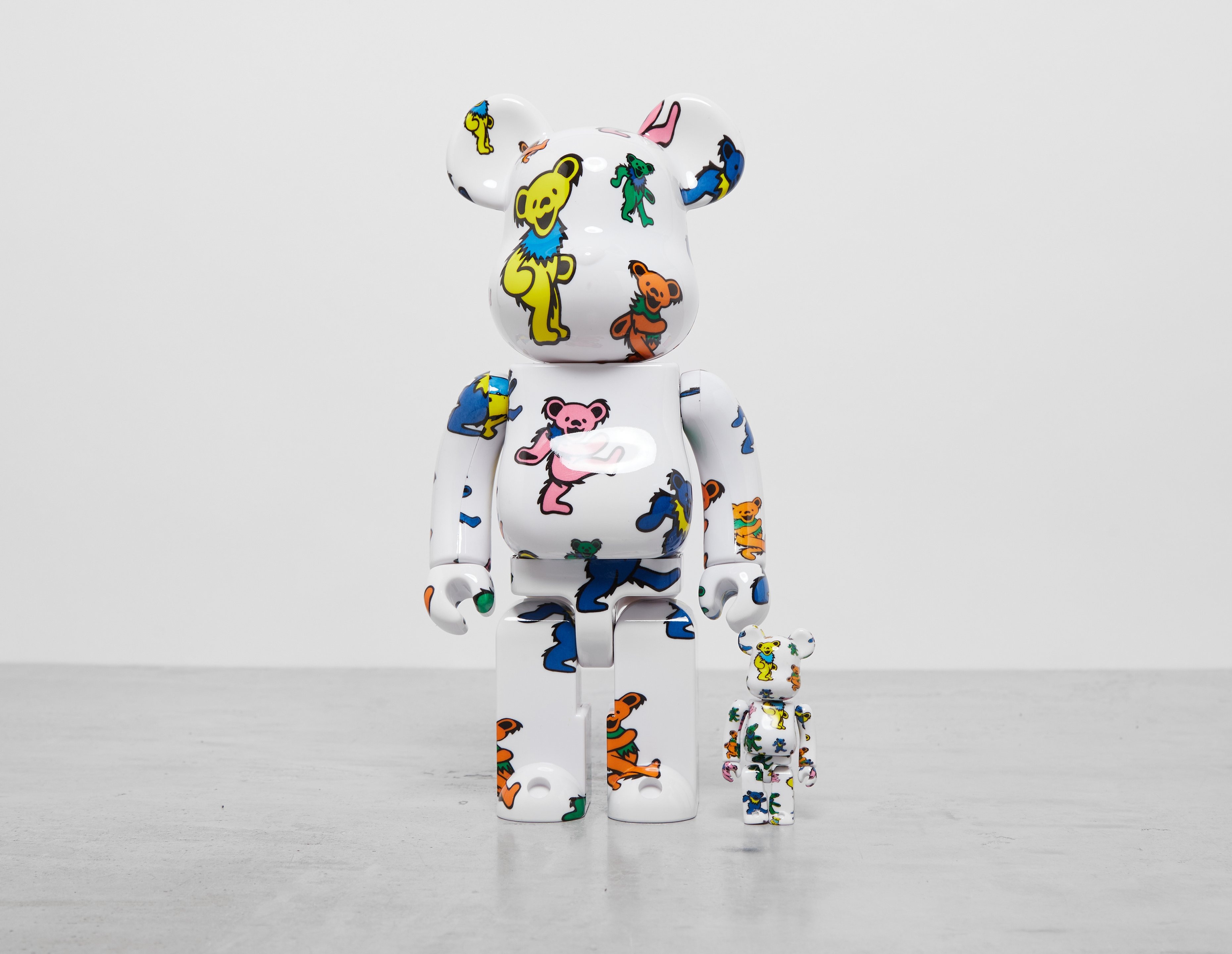 White Medicom BE@RBRICK Grateful Dead Dancing Bears 100% 400