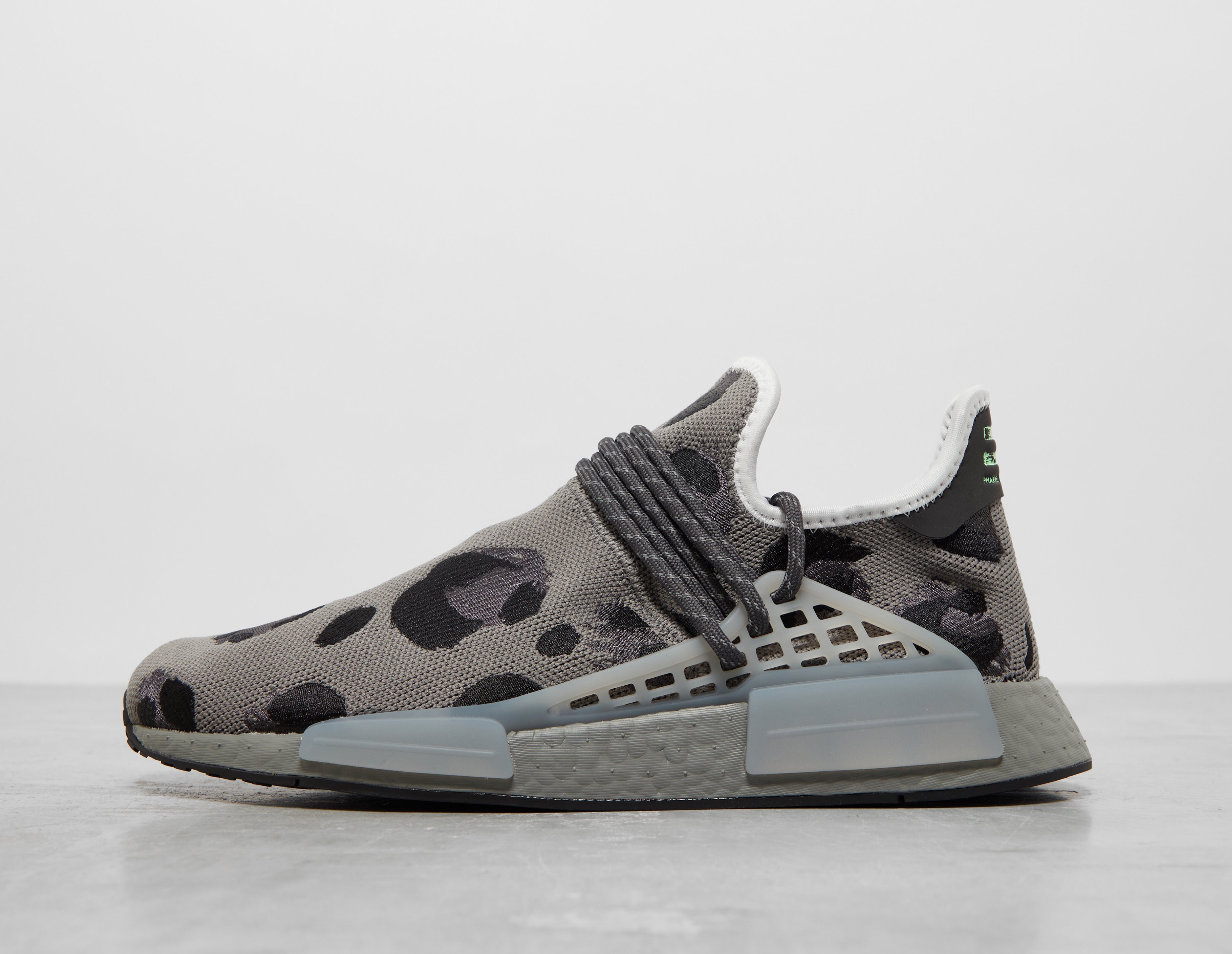 Adidas white camo nmd sales