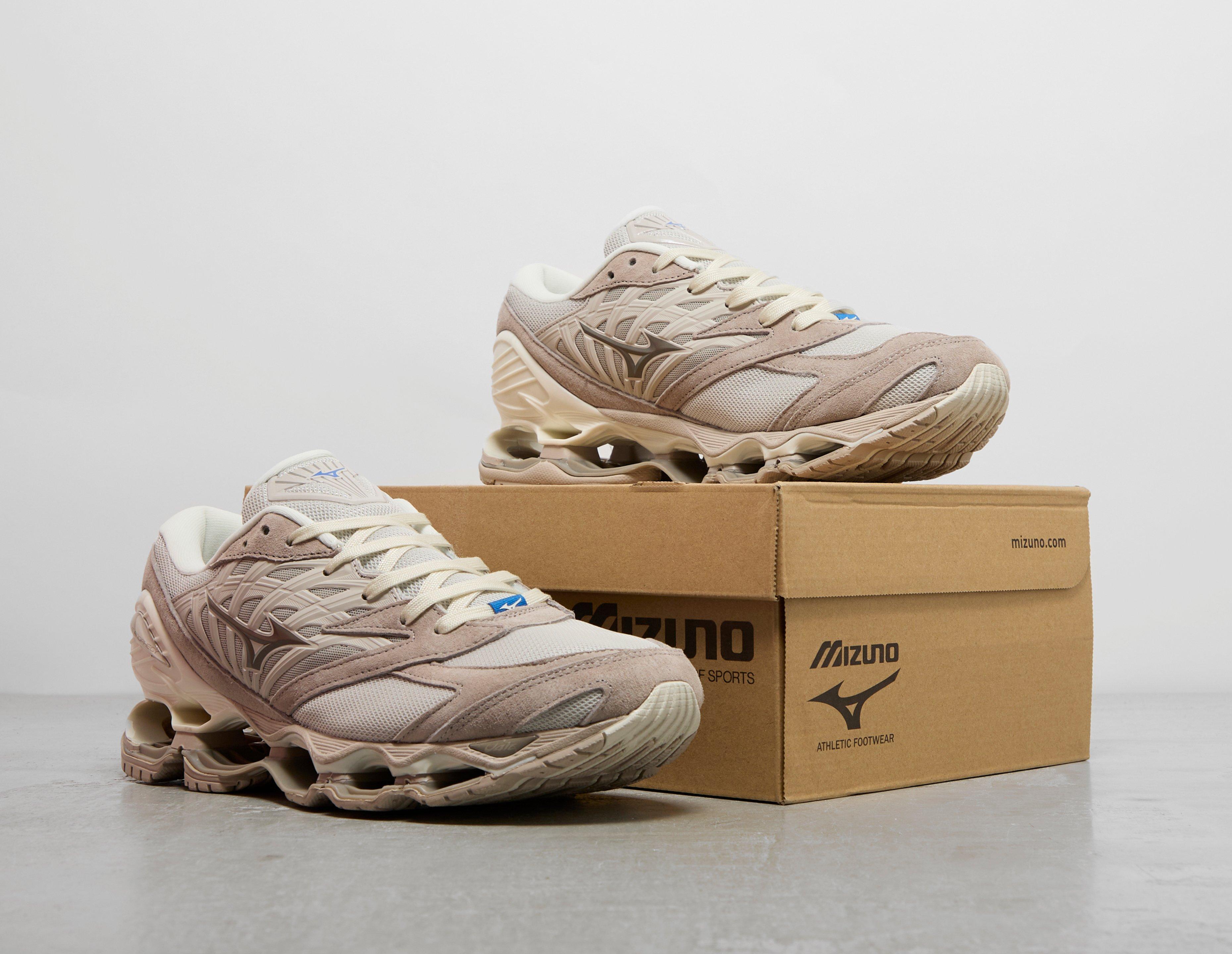 Mizuno wave prophecy store brown