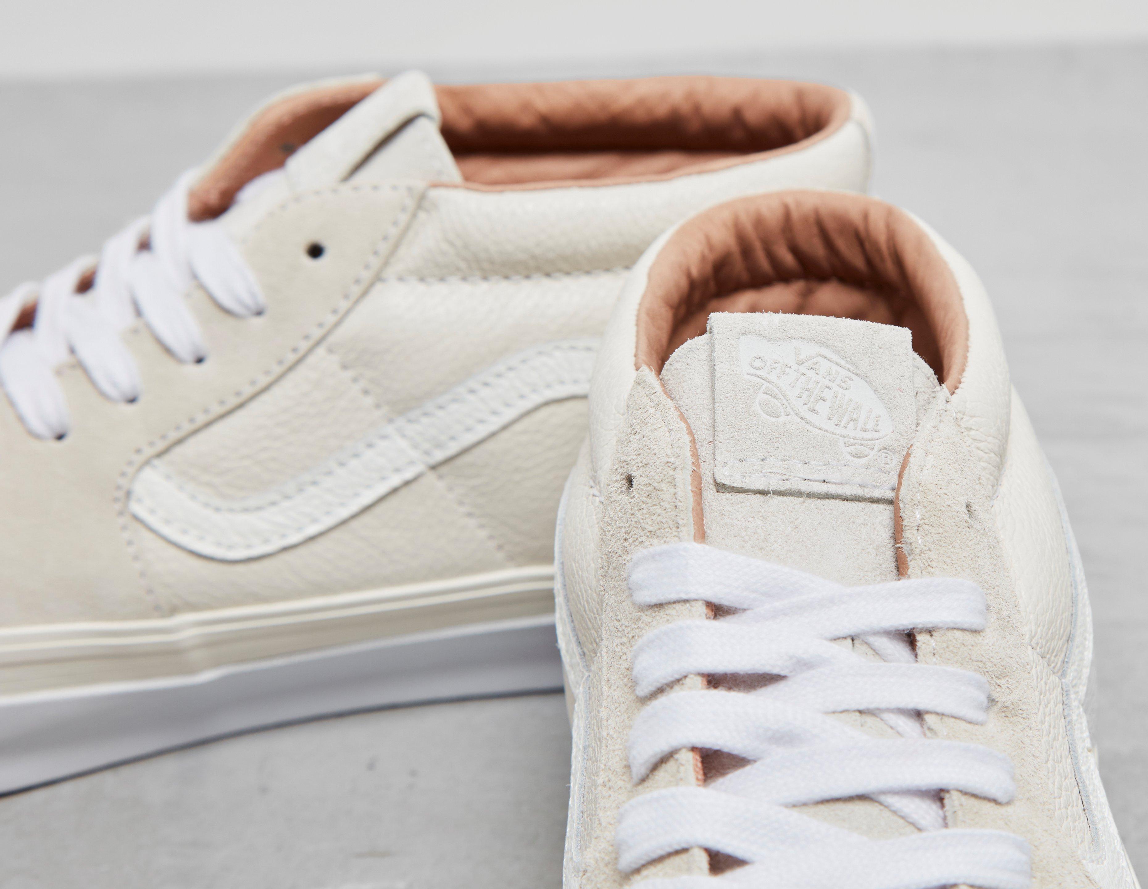 Vans store moonbeam white