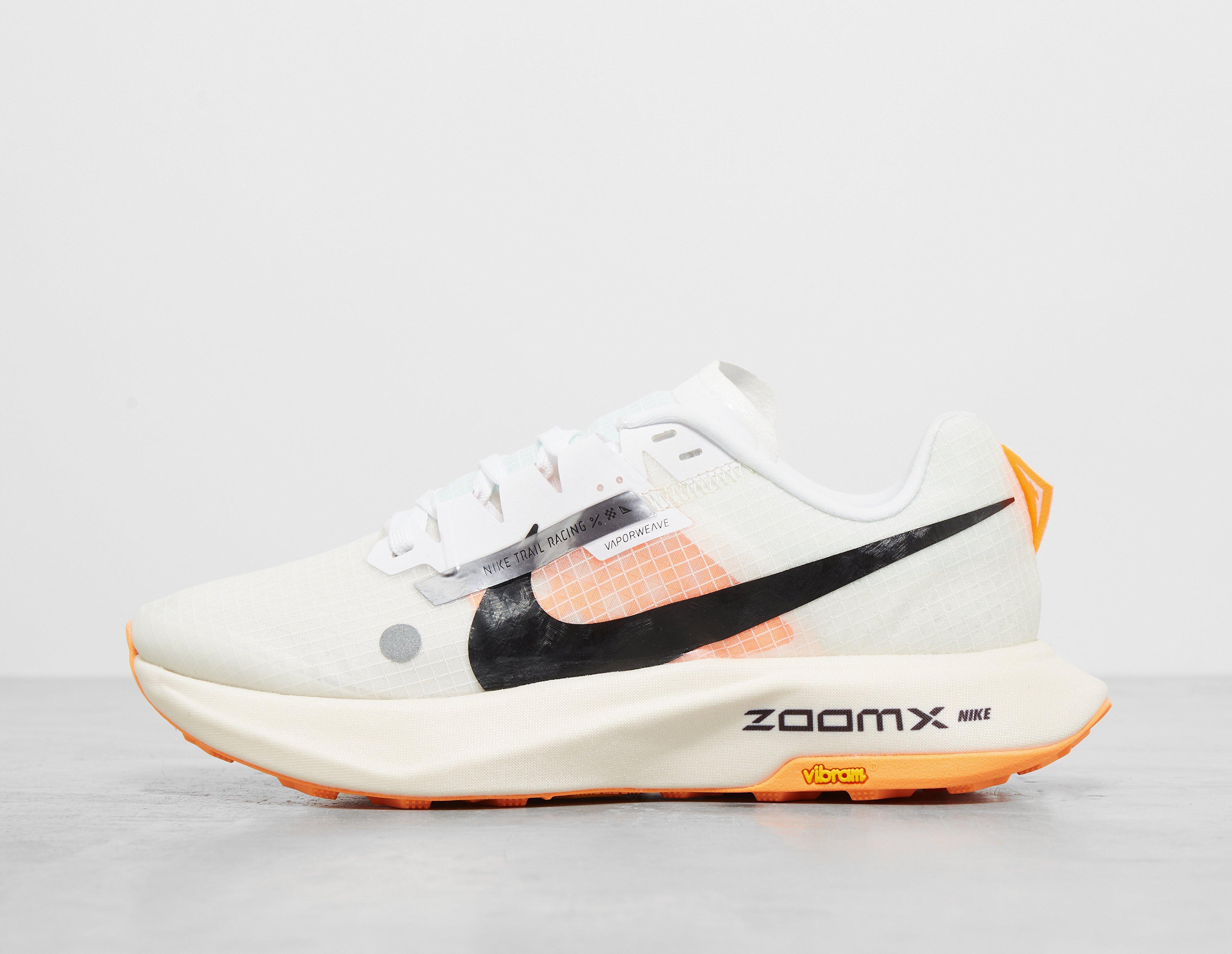 Footpatrol off best sale white zoom fly