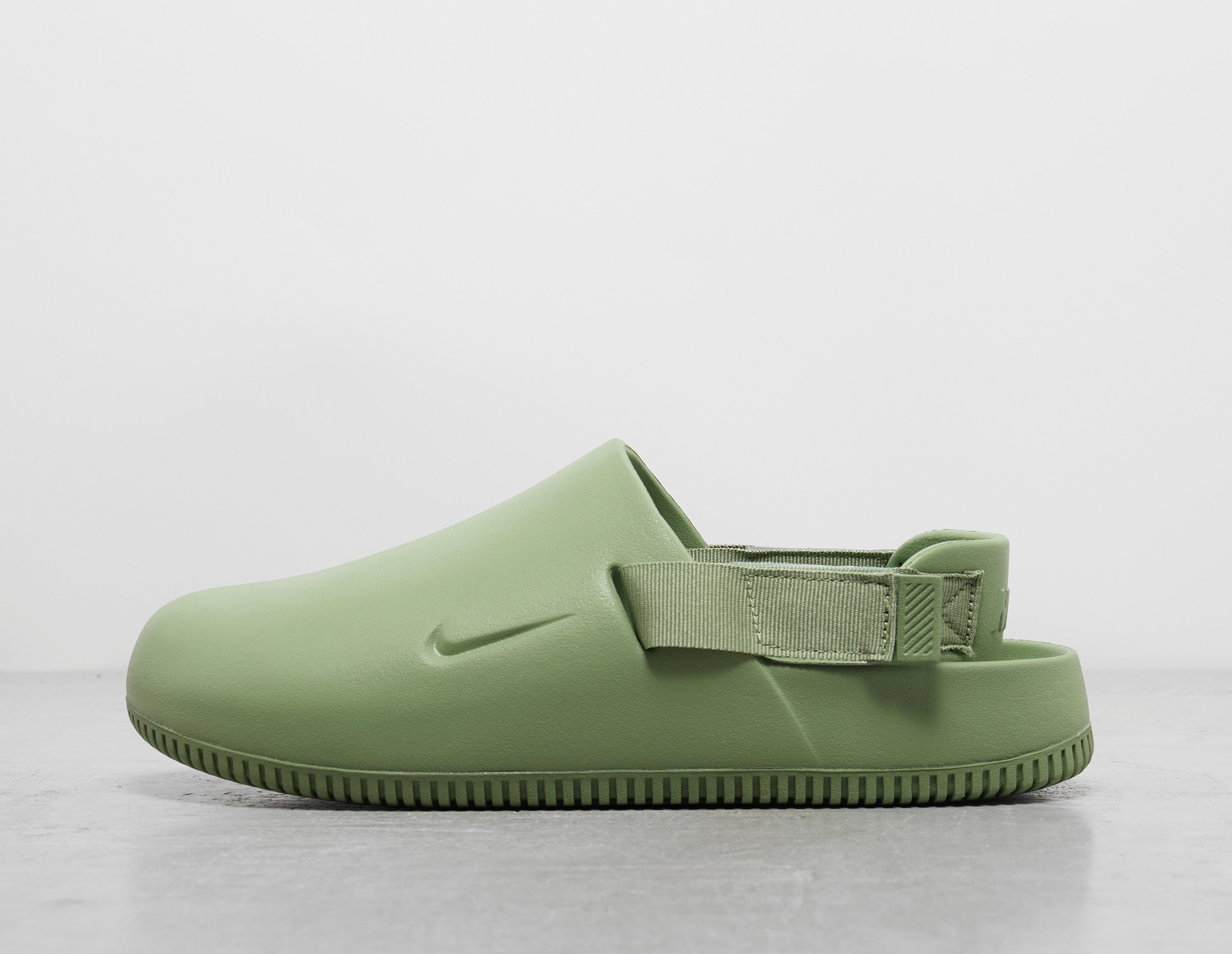 Green Nike Calm Mule | Footpatrol
