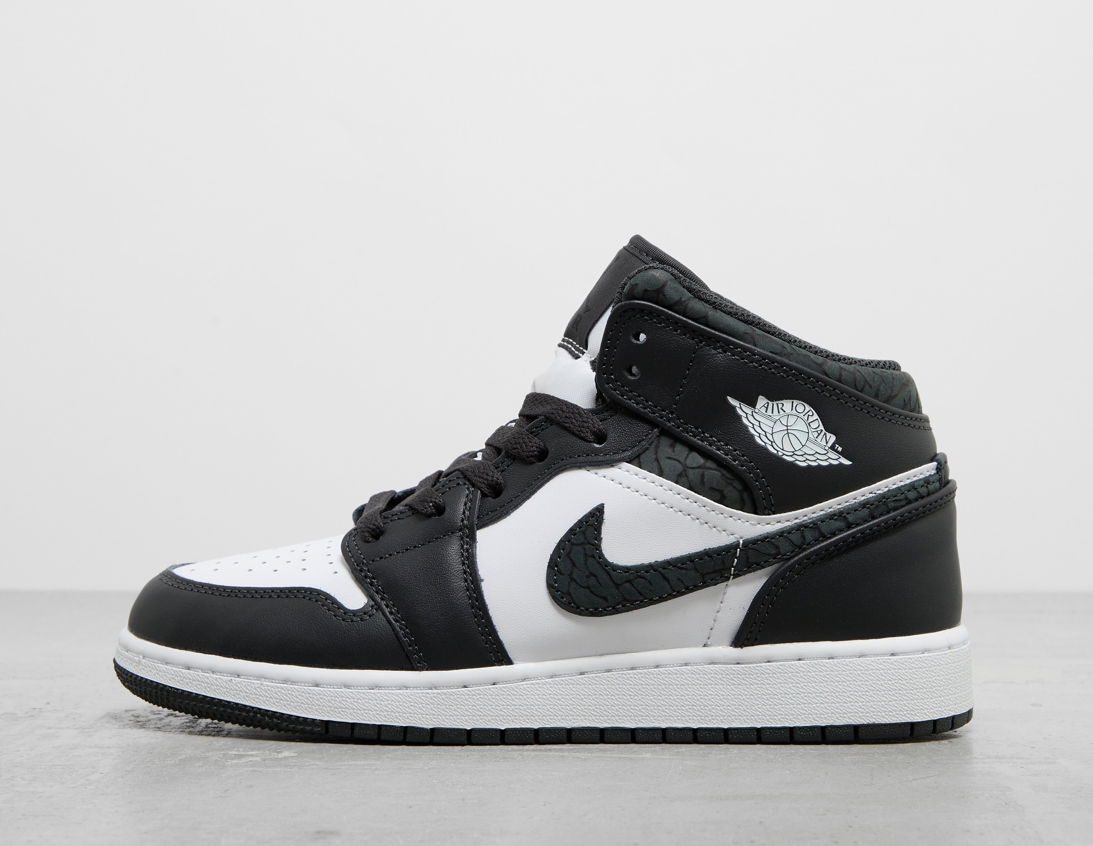 HealthdesignShops | Black Jordan Air 1 Mid Smooth Leather Junior