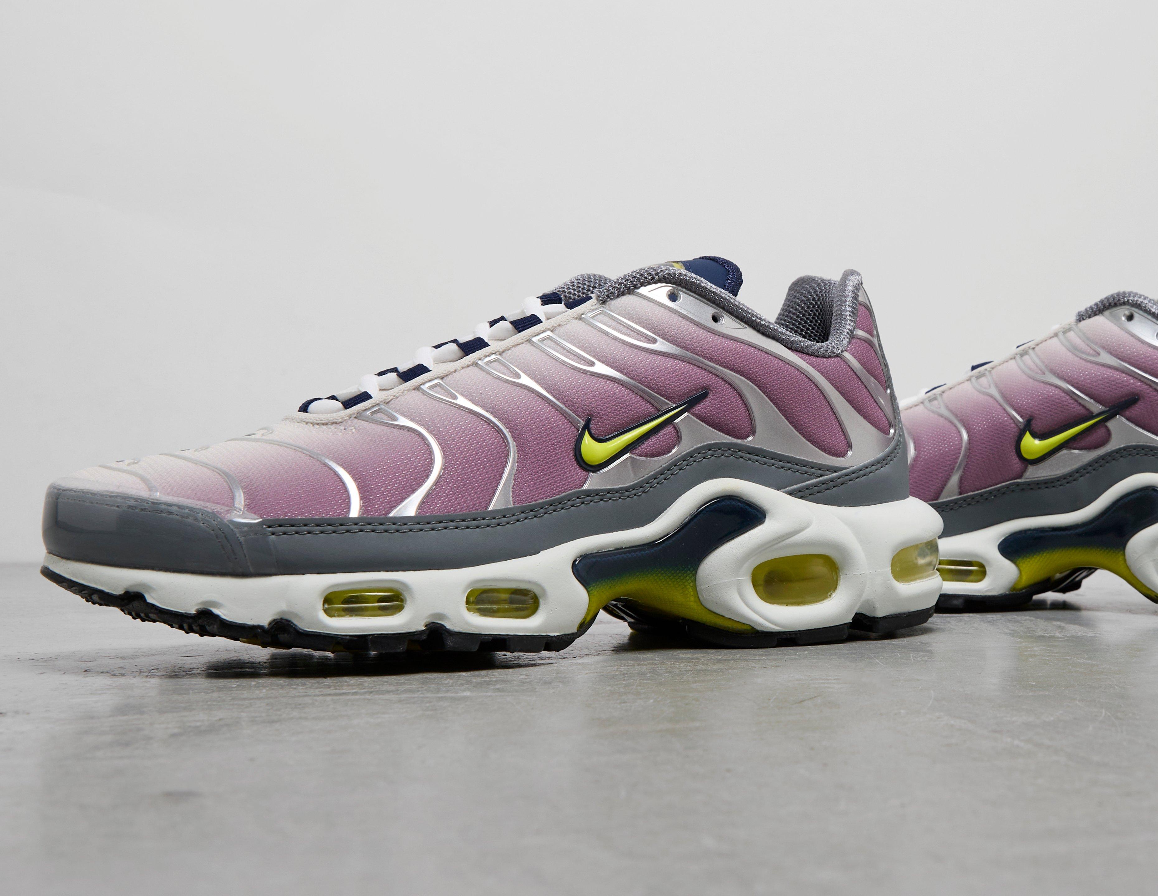 Purple Nike Air Max Plus Women s HealthdesignShops nike zoom