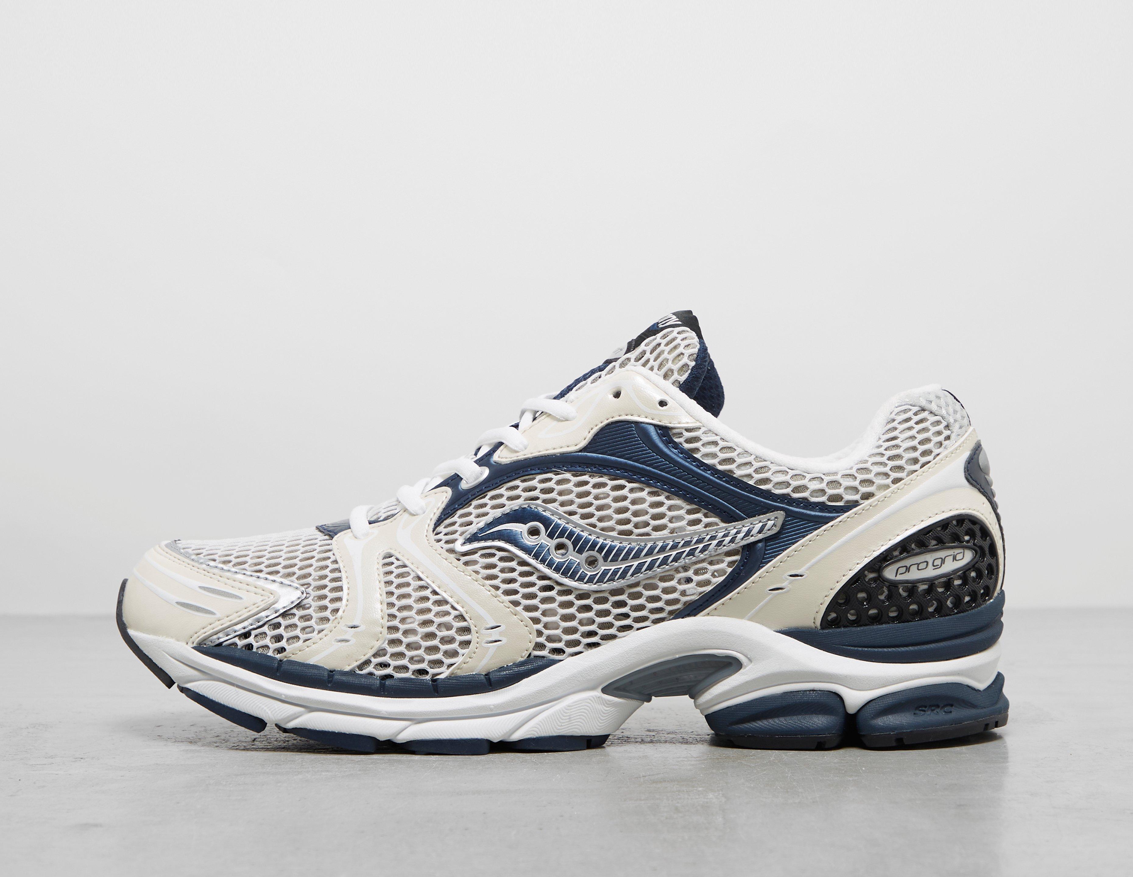 Saucony triumph deals 6 white