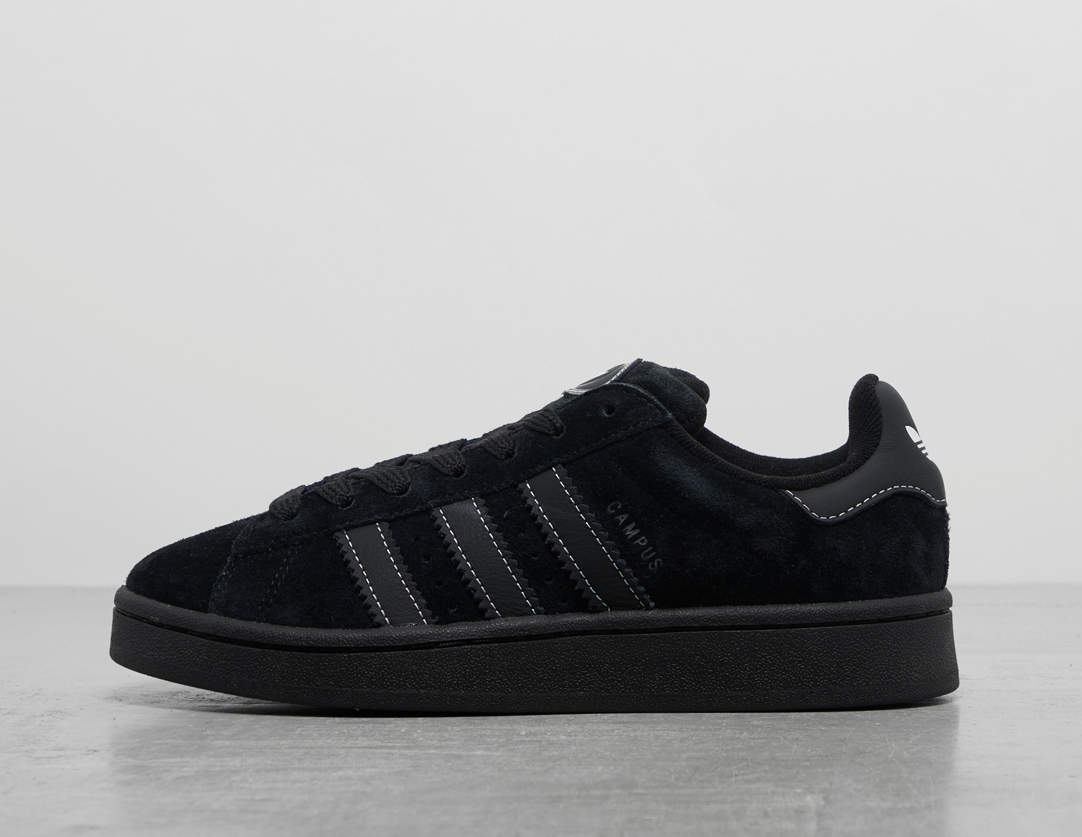 Adidas hot sale nubuck shoes