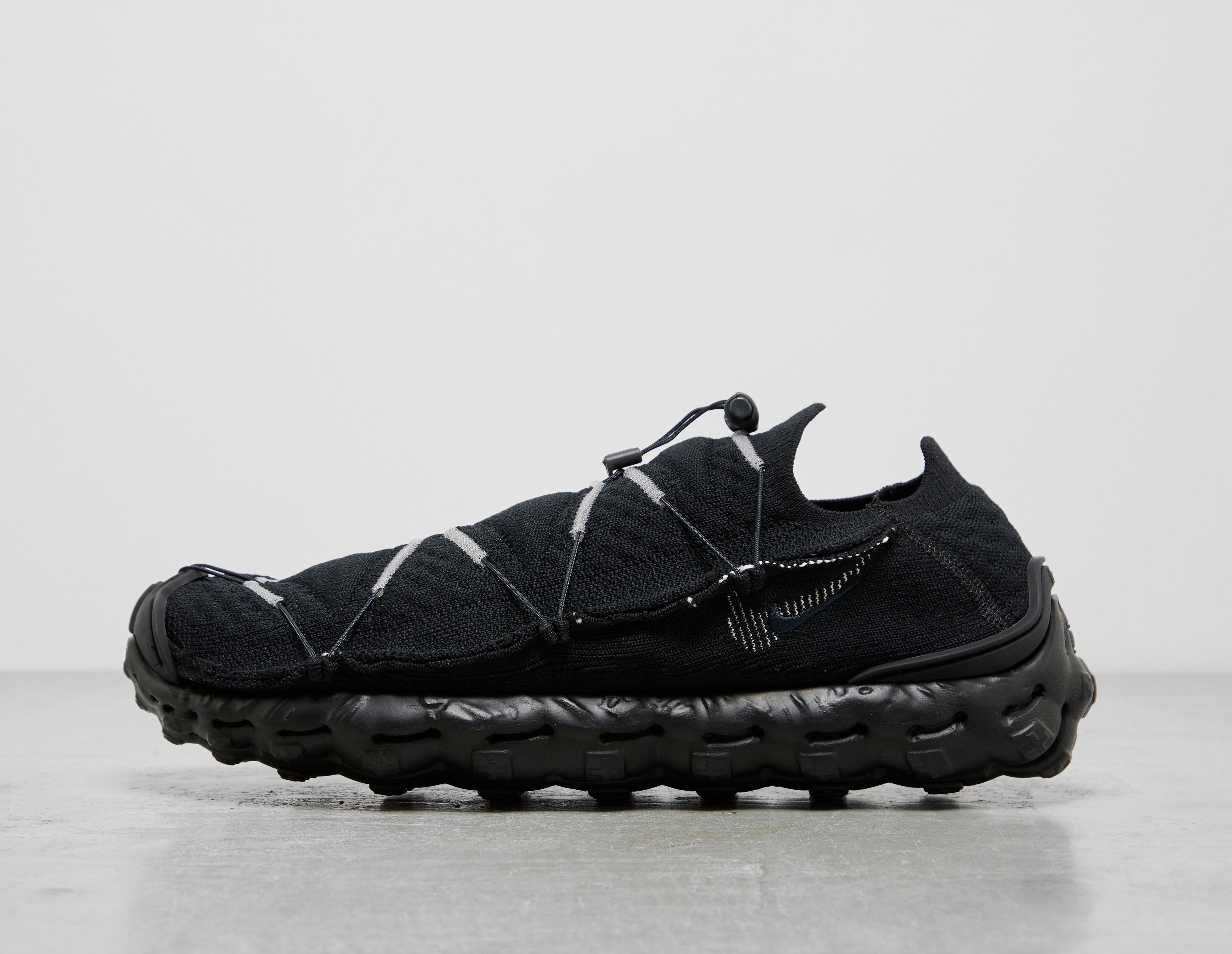 Nike ispa noir hotsell