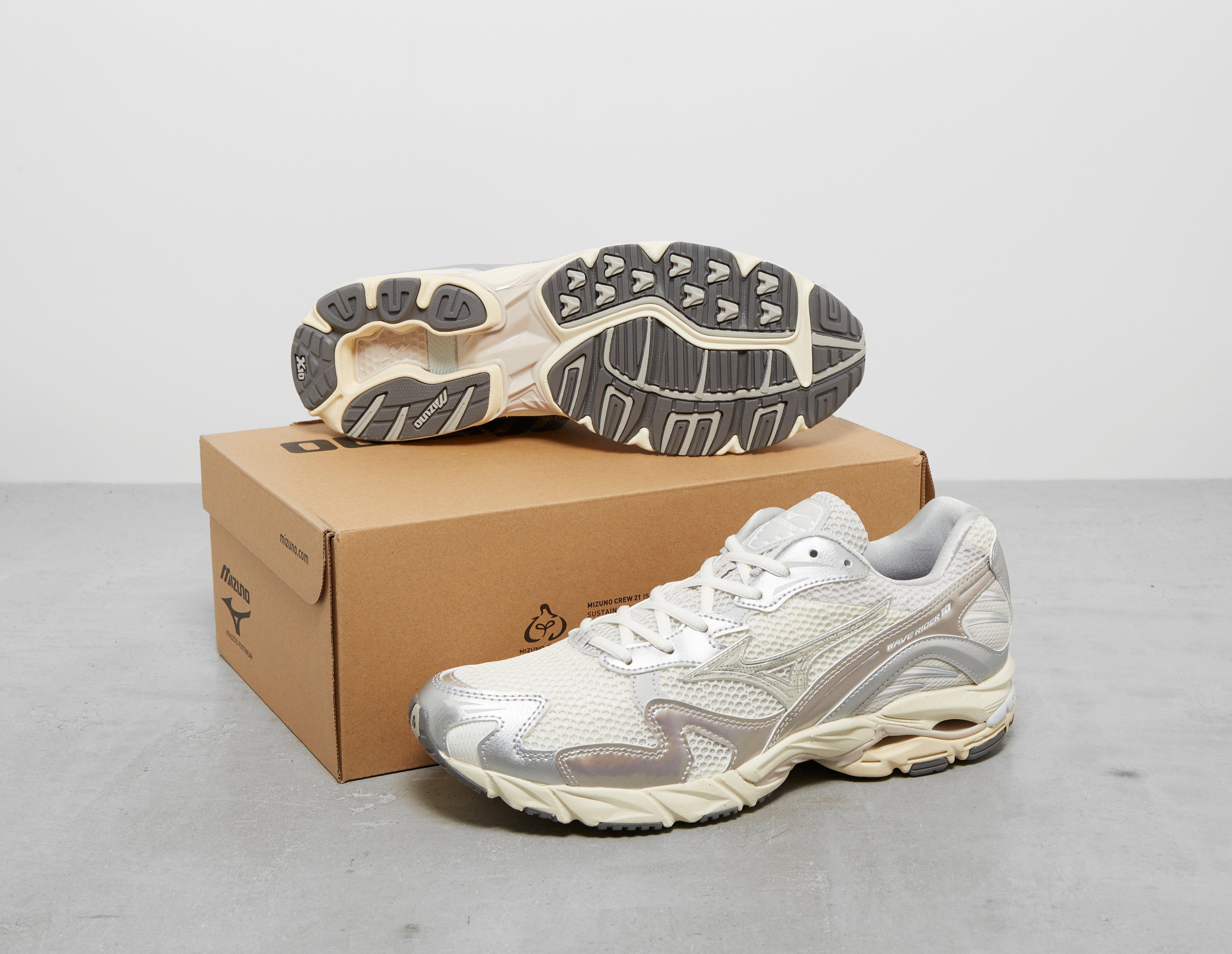 MIZUNO×Footpatrol WAVE RIDER10 (26cm) The Footpatrol x Mizuno Wave Rider 10 “Rust” Arrives July 21