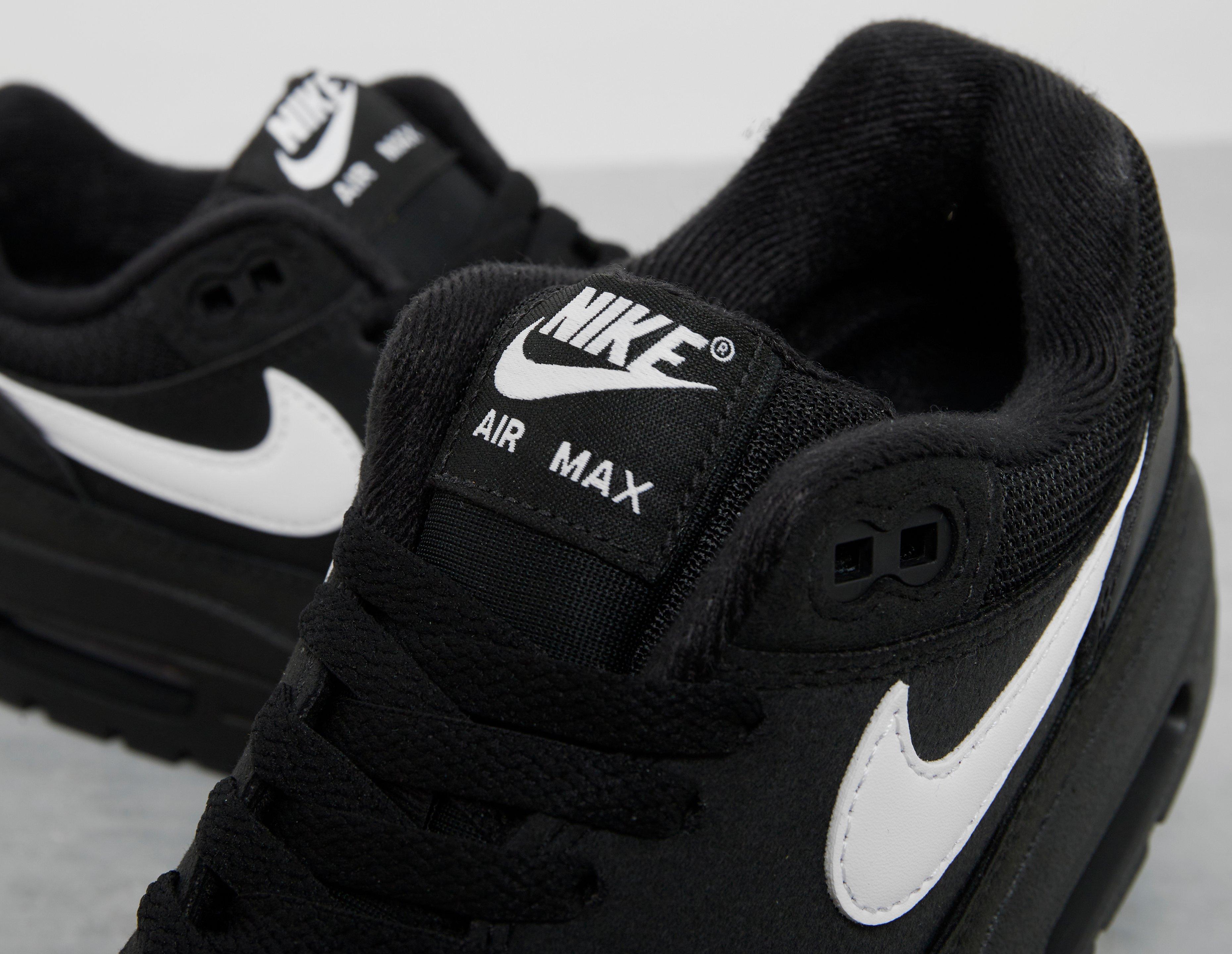 Nike Air Max 1 Women s