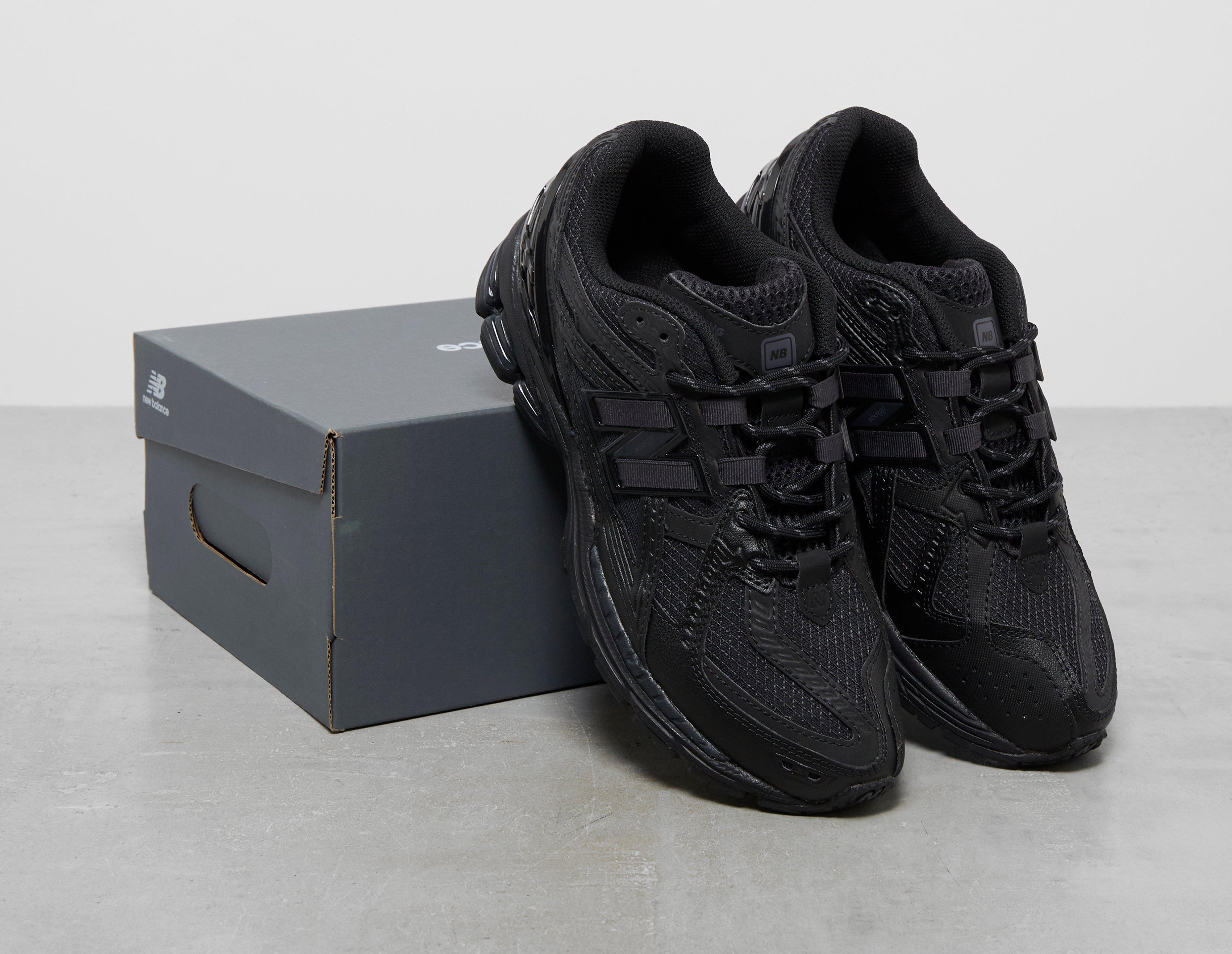 New balance 660 women black clearance