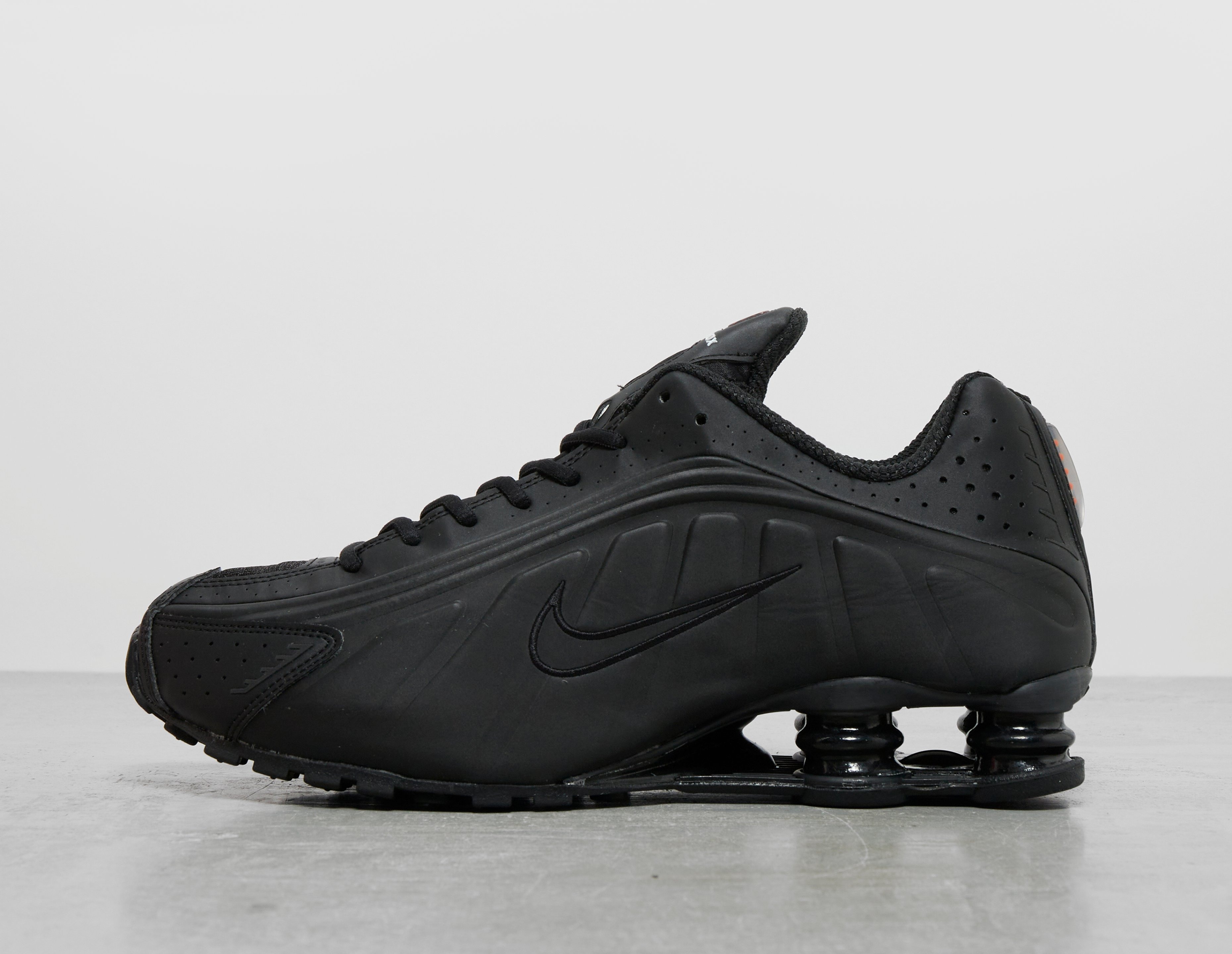 Black Nike Shox R4 Footpatrol