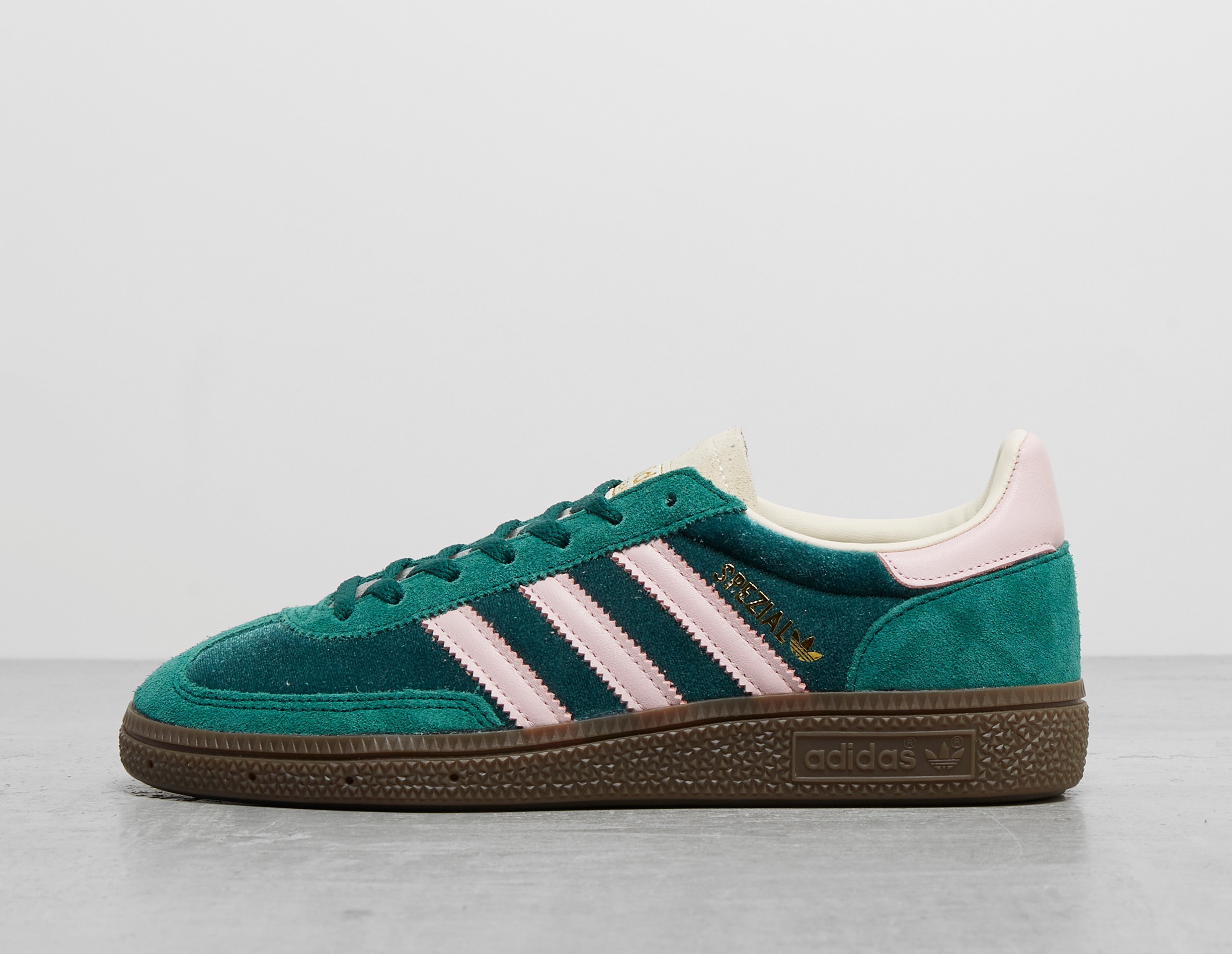 adidas アディダス レディース スニーカー 【adidas Handball Spezial】 サイズ US_W_5.5W 五月蝿い  Carpet Pack Collegiate Green (Women's)