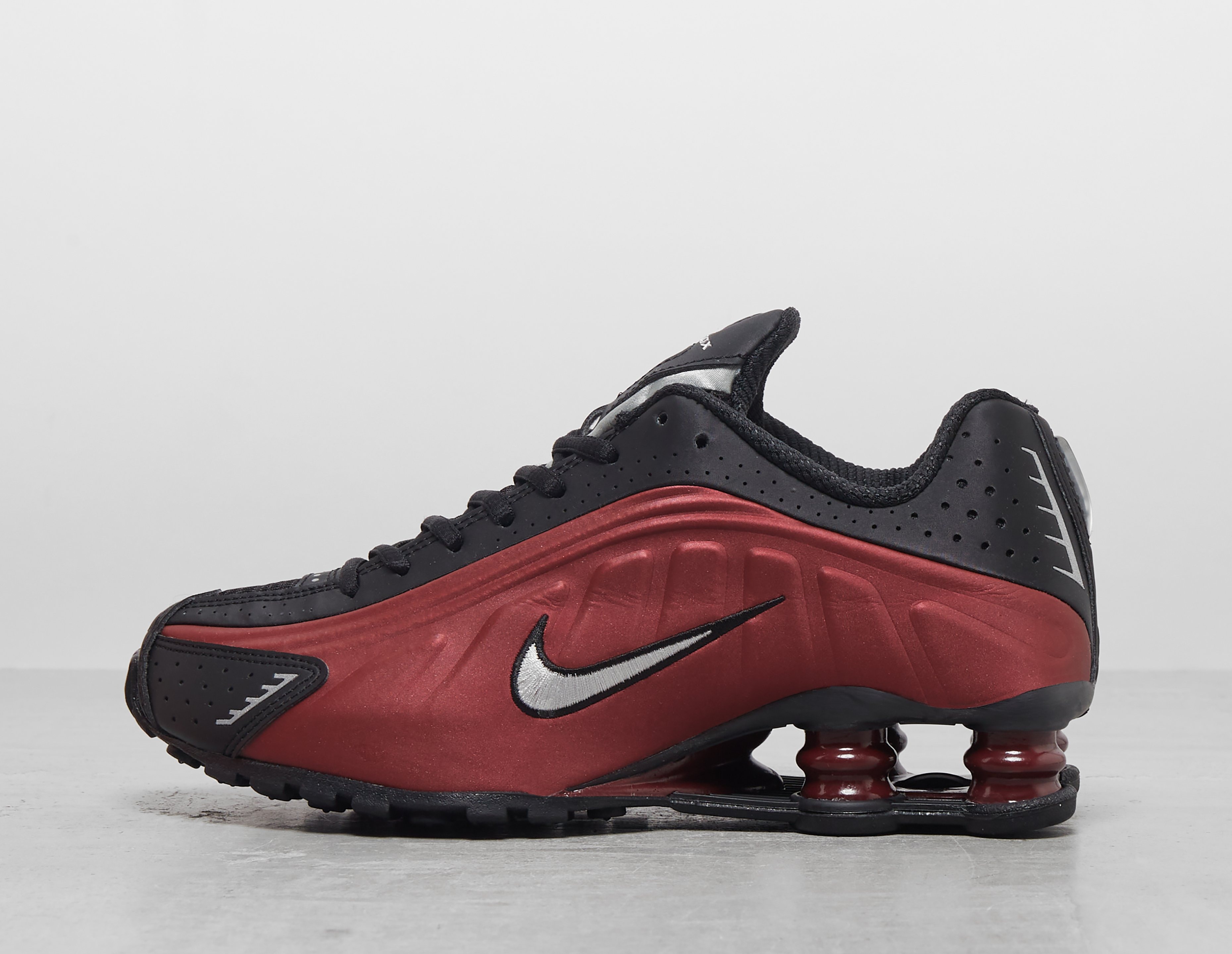 Red Nike Shox R4 Women's | Footpatrol