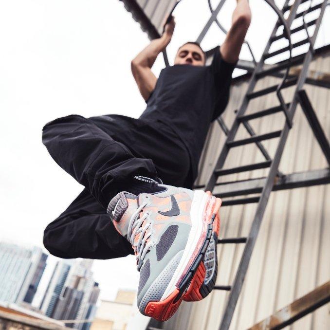 Nike Air Max Genome Women on feet