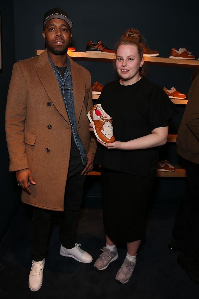Charlotee Lee mit Jason Black bei Sneaker Präsentation