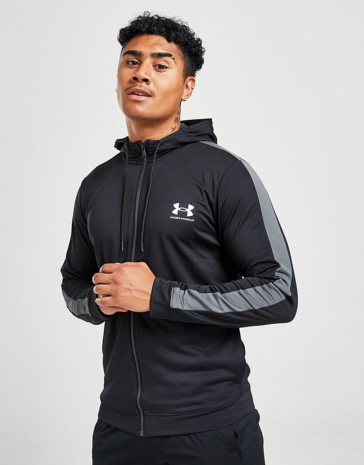 Under Armour hoodie man