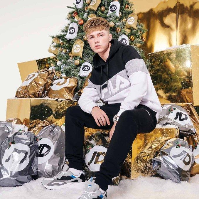 Regali Di Natale Non Troppo Costosi.Idee E Regali Per Un Natale Jd Blog Jd Sports