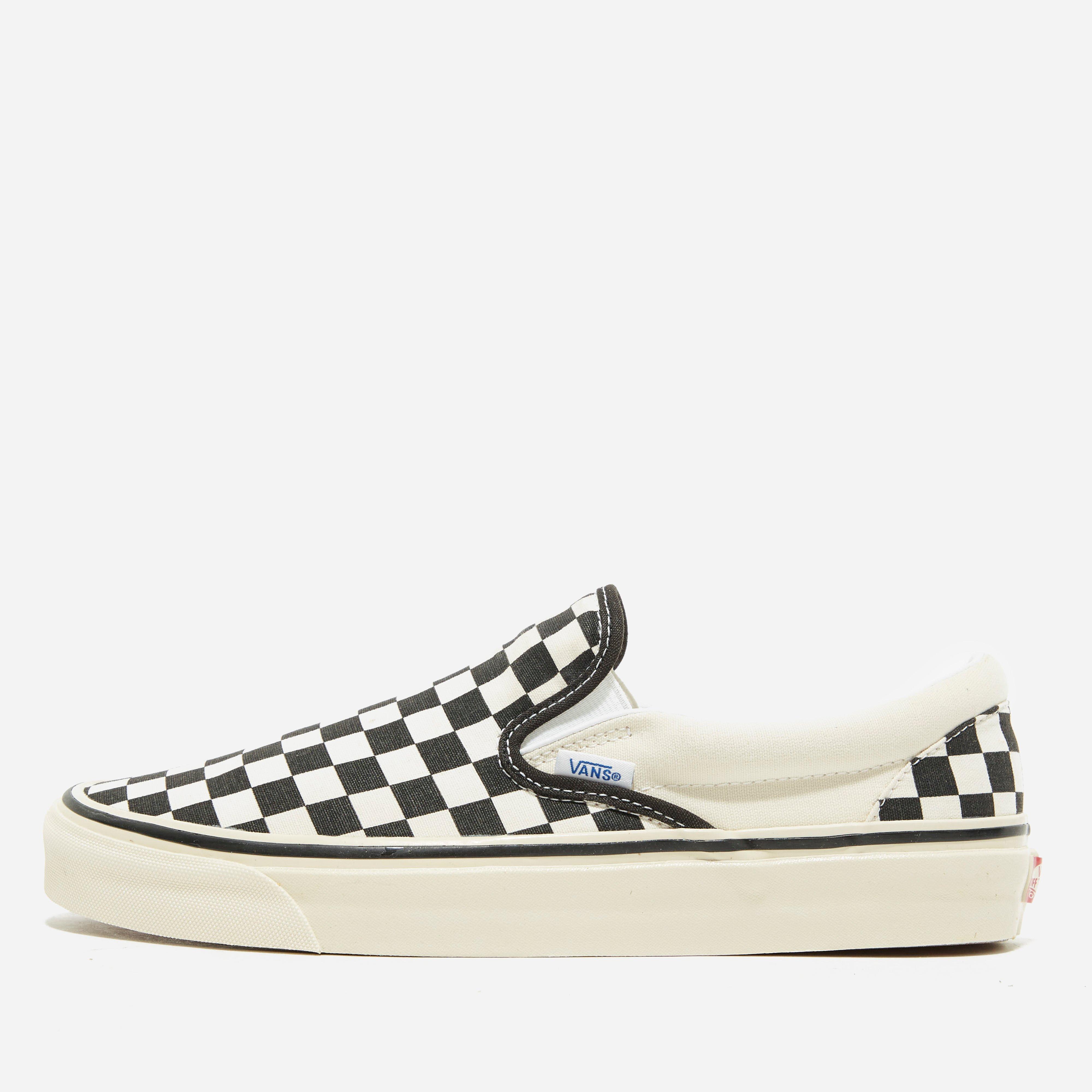 vans student discount in store