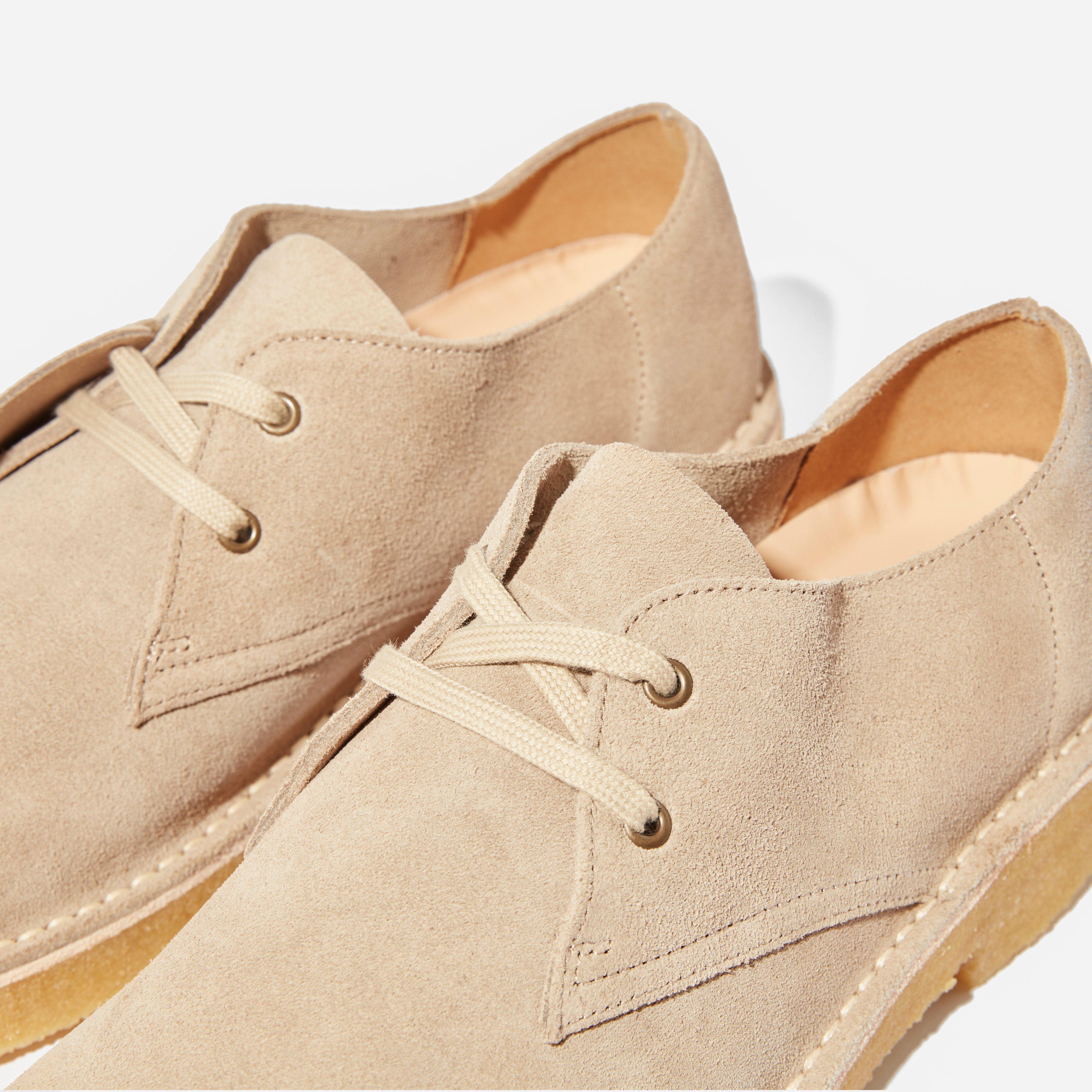 clarks desert khan