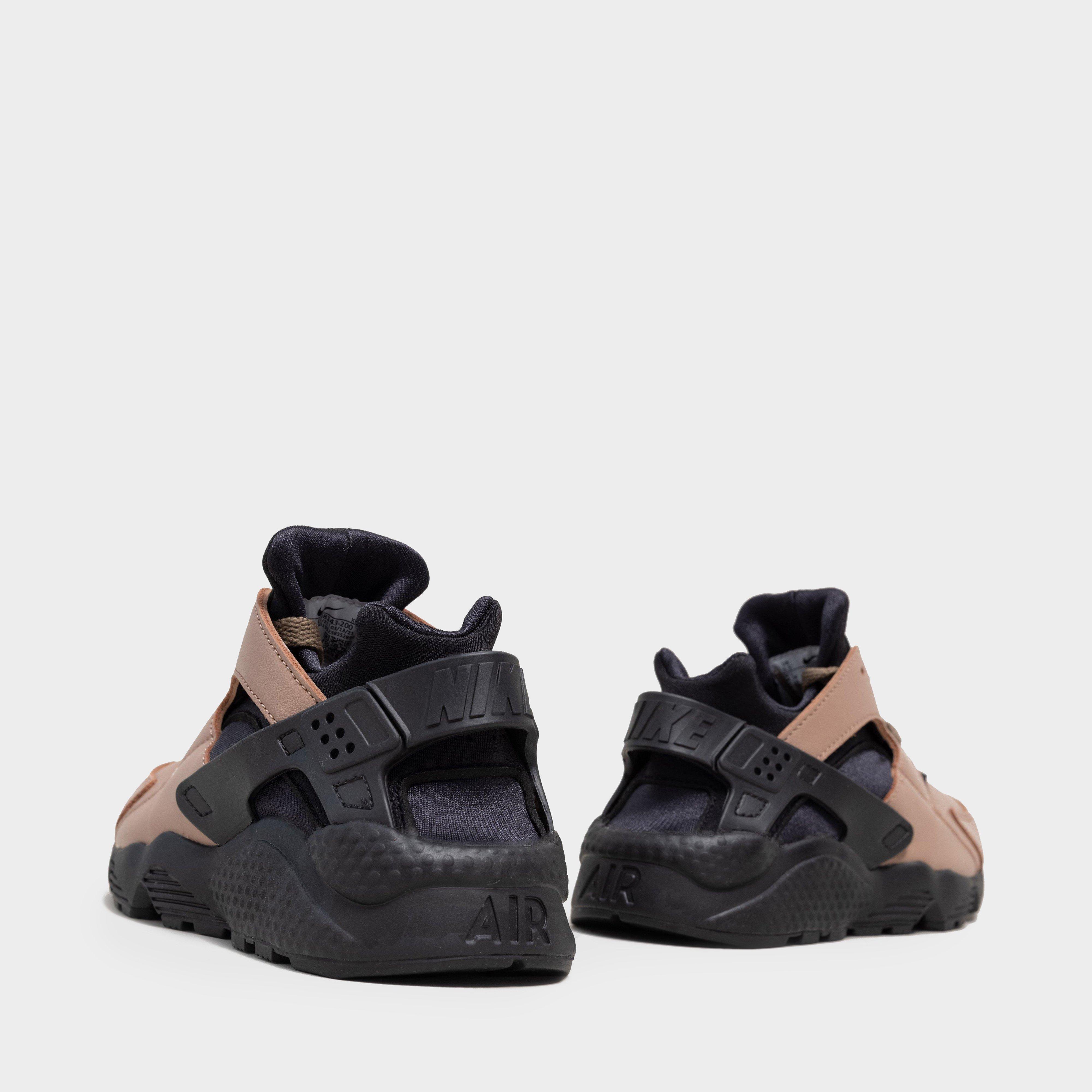 Nike Air Huarache Women's