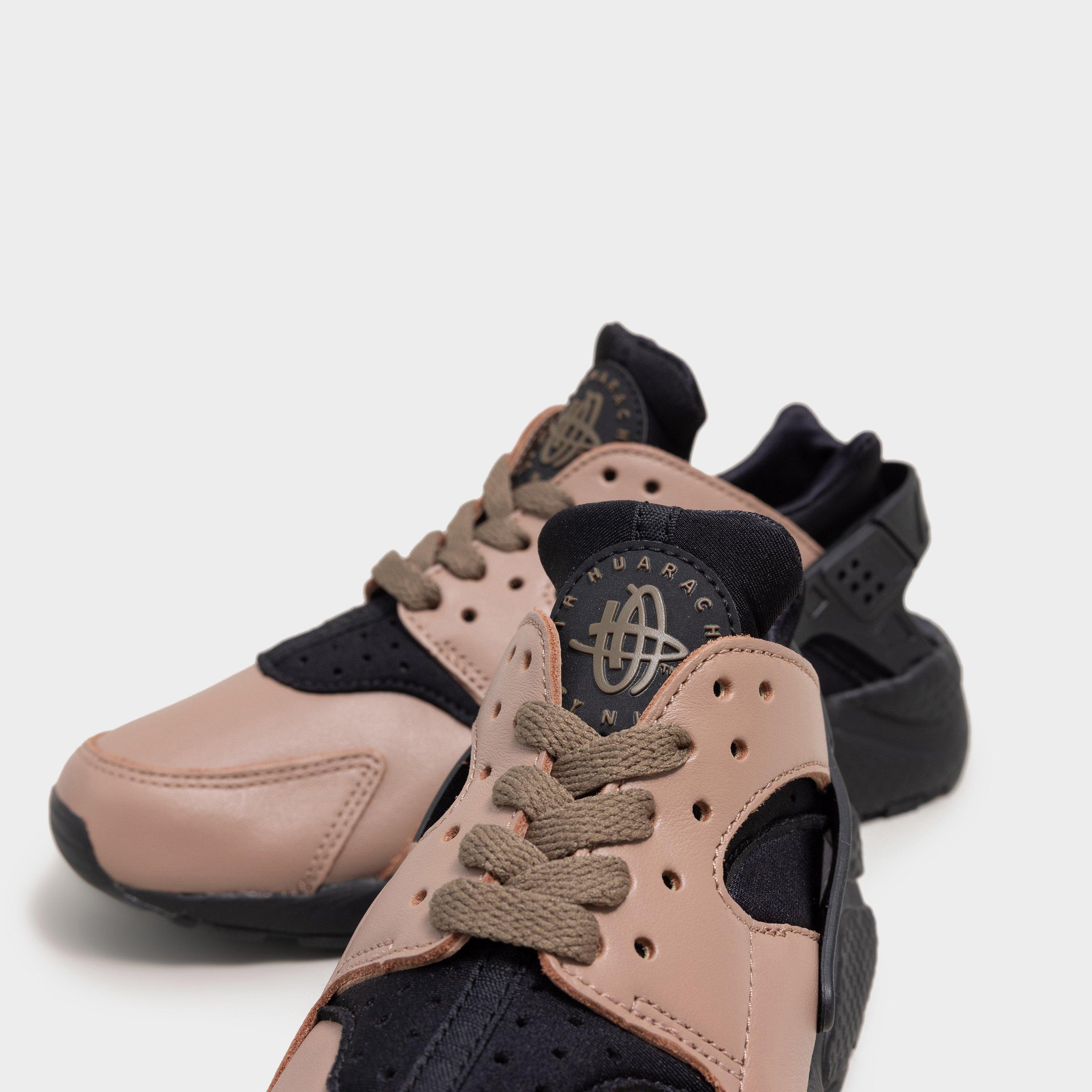 Nike Air Huarache Women's