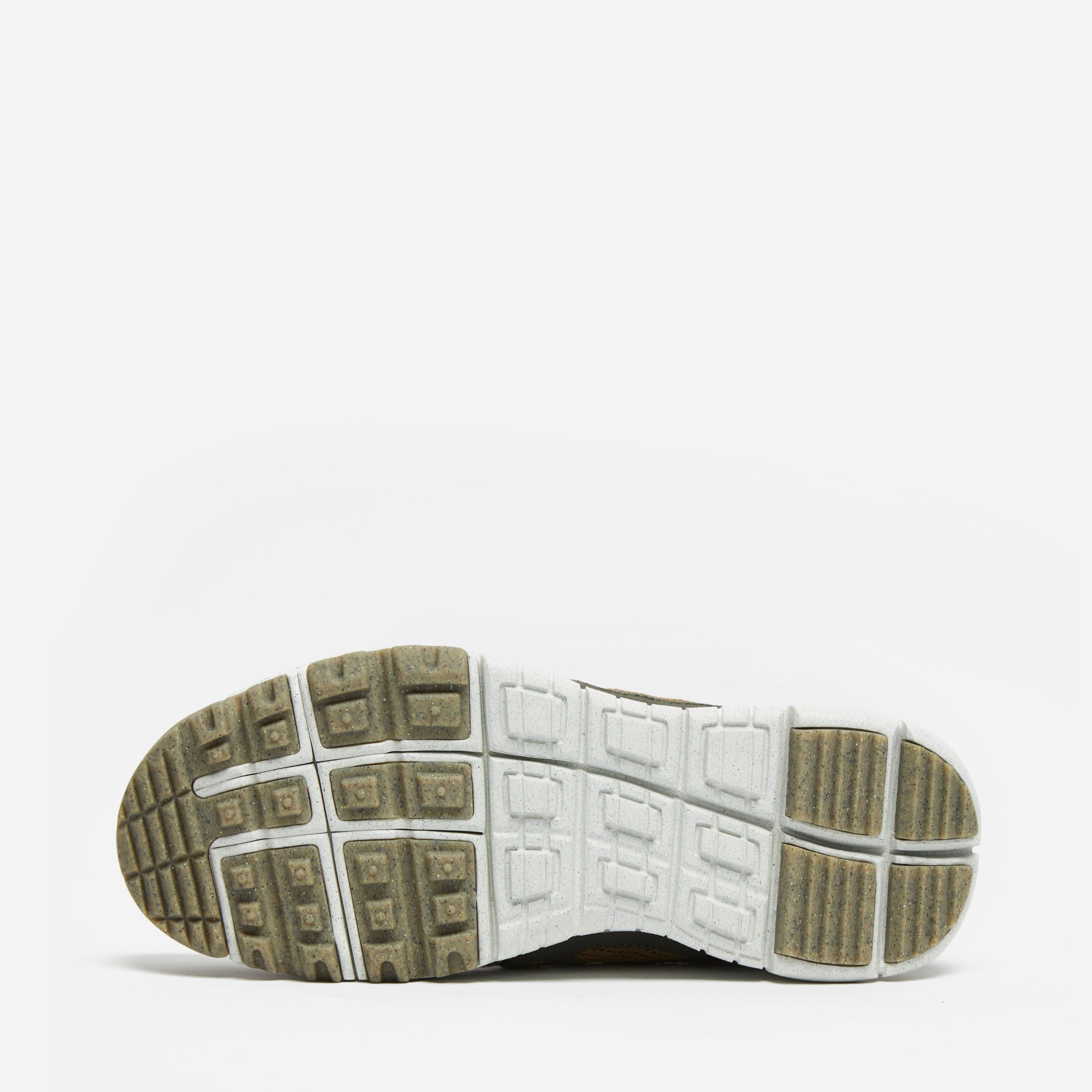 Nike NSW Free Remastered
