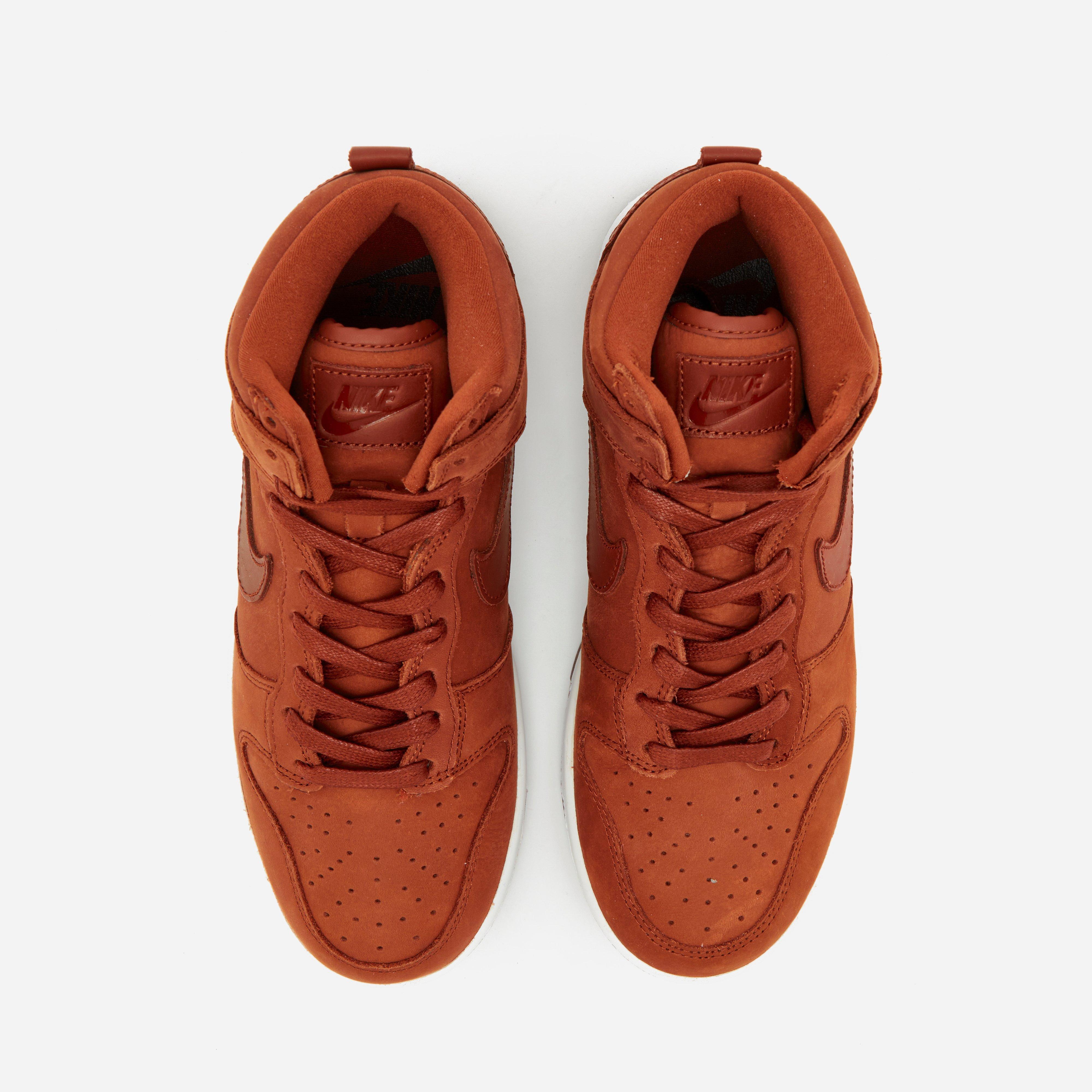 Nike Dunk High Women's