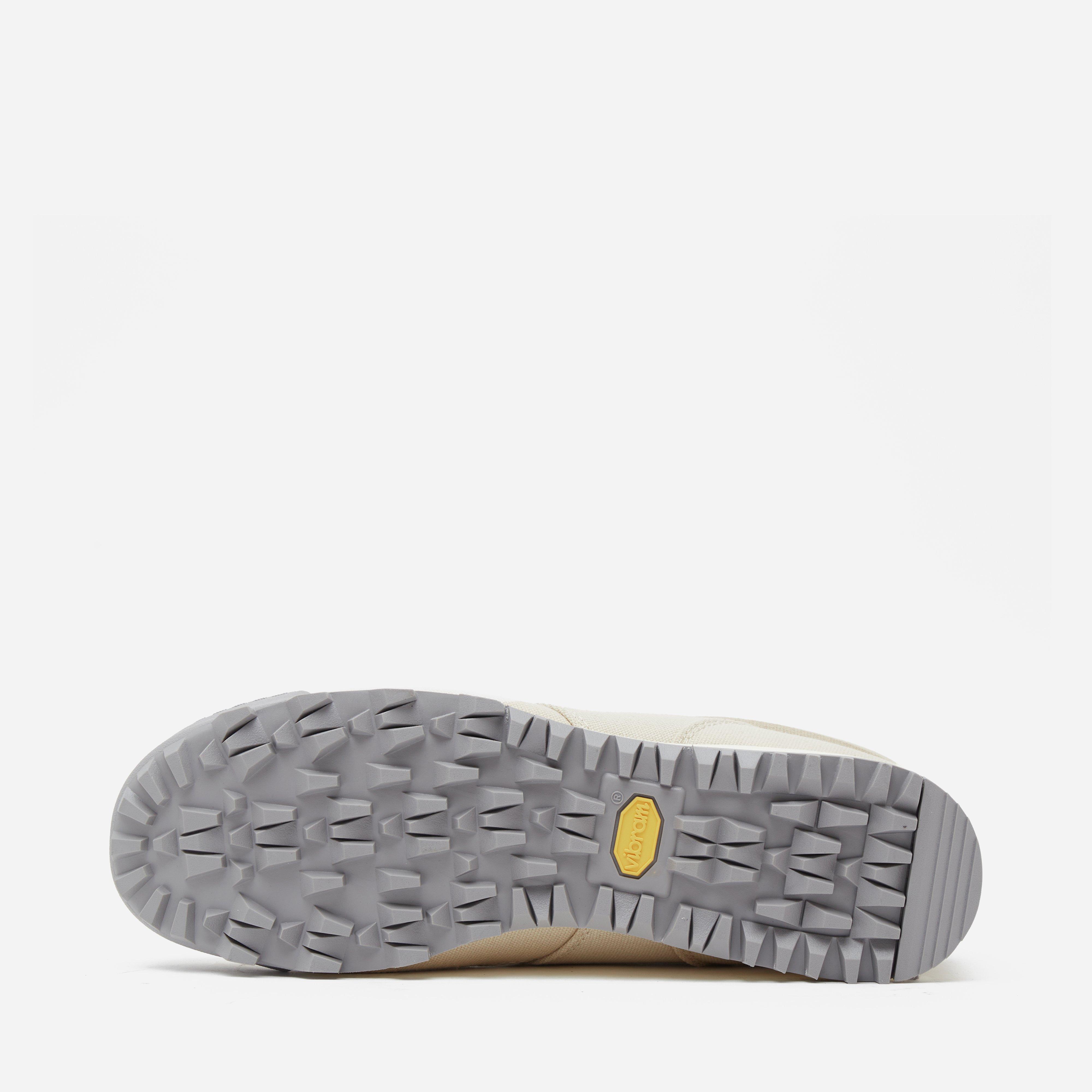 New Balance Rainier Low
