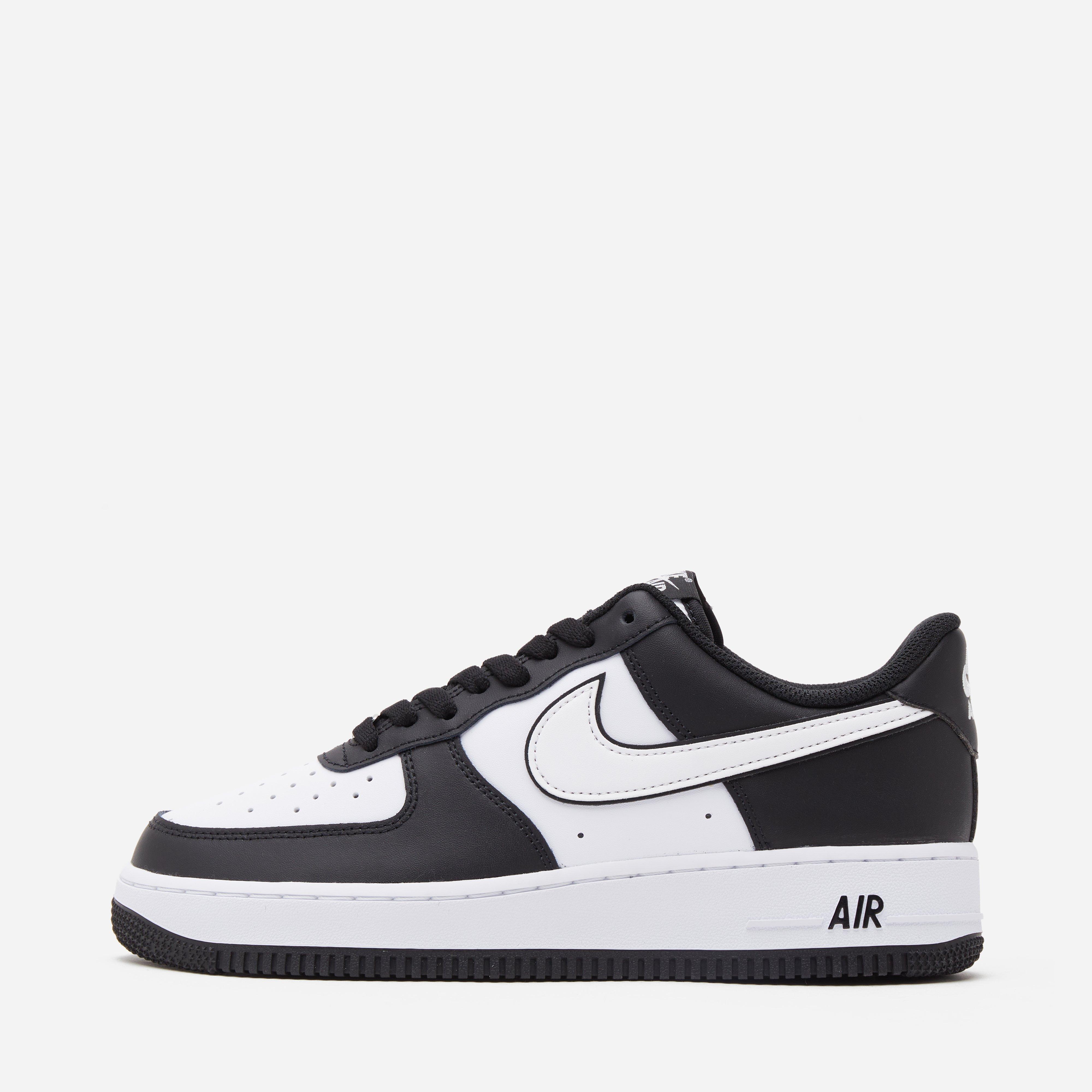 Black Nike Air Force 1 '07 | HIP