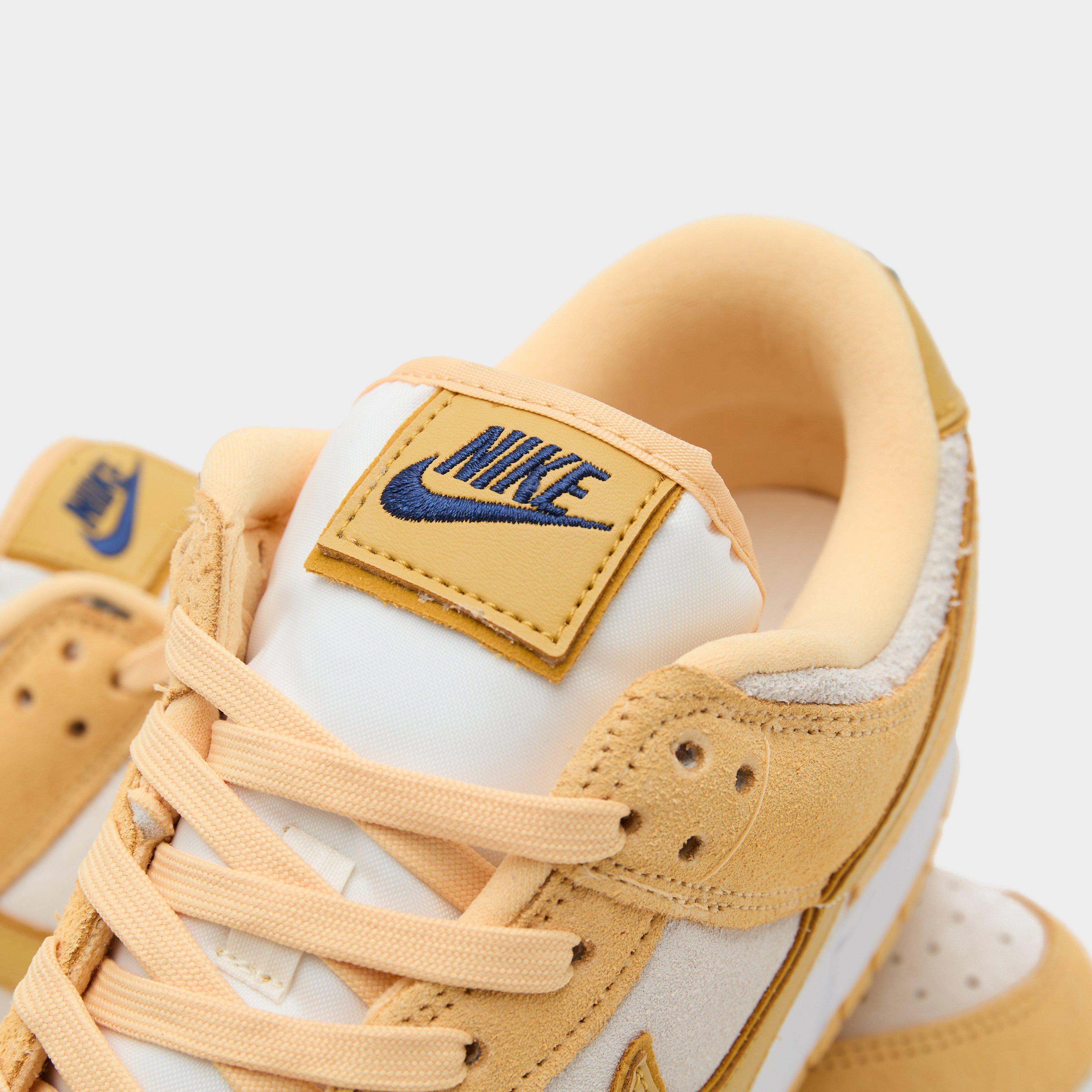 Nike Dunk Low LX