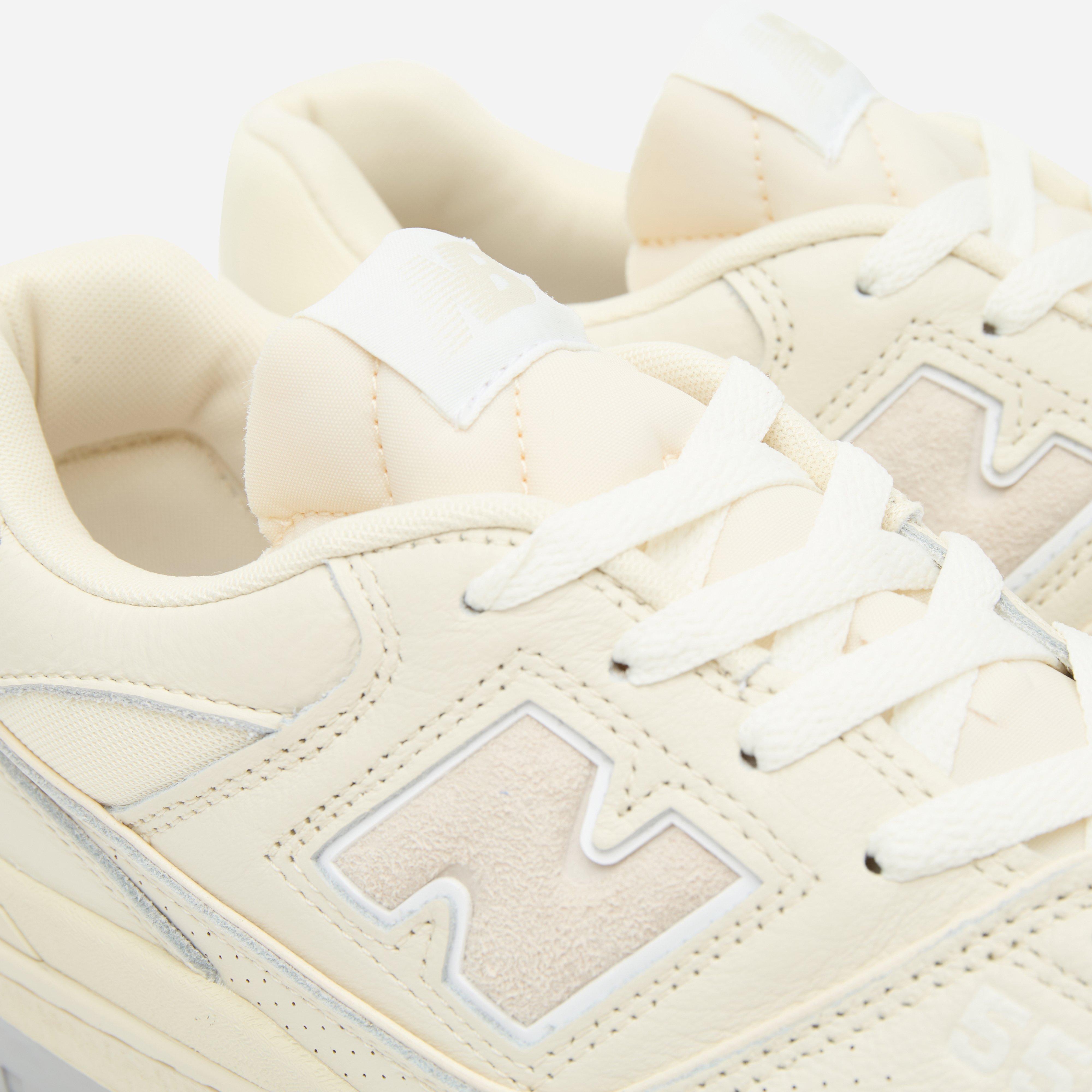 New Balance 550