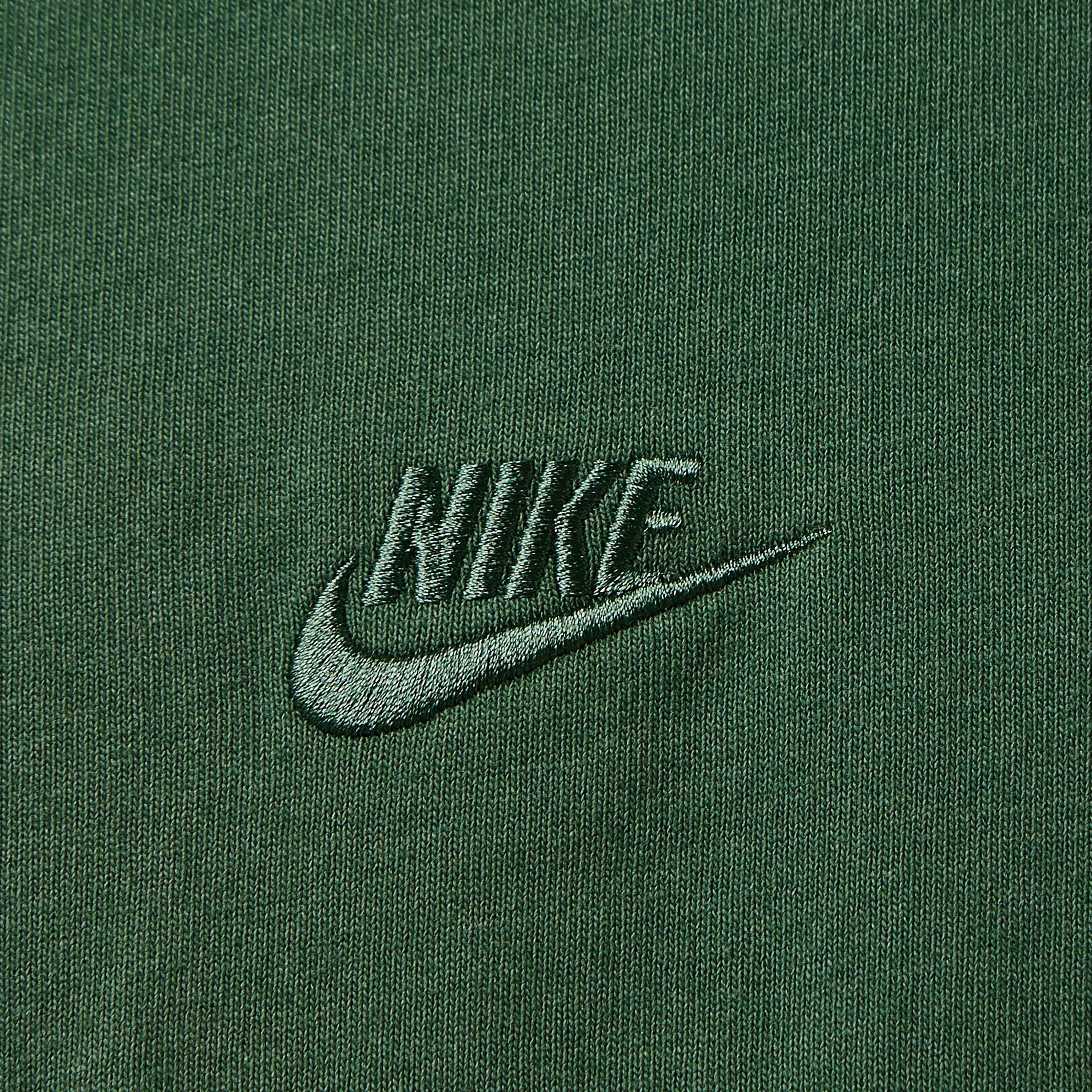 Nike Premium Essentials T-Shirt
