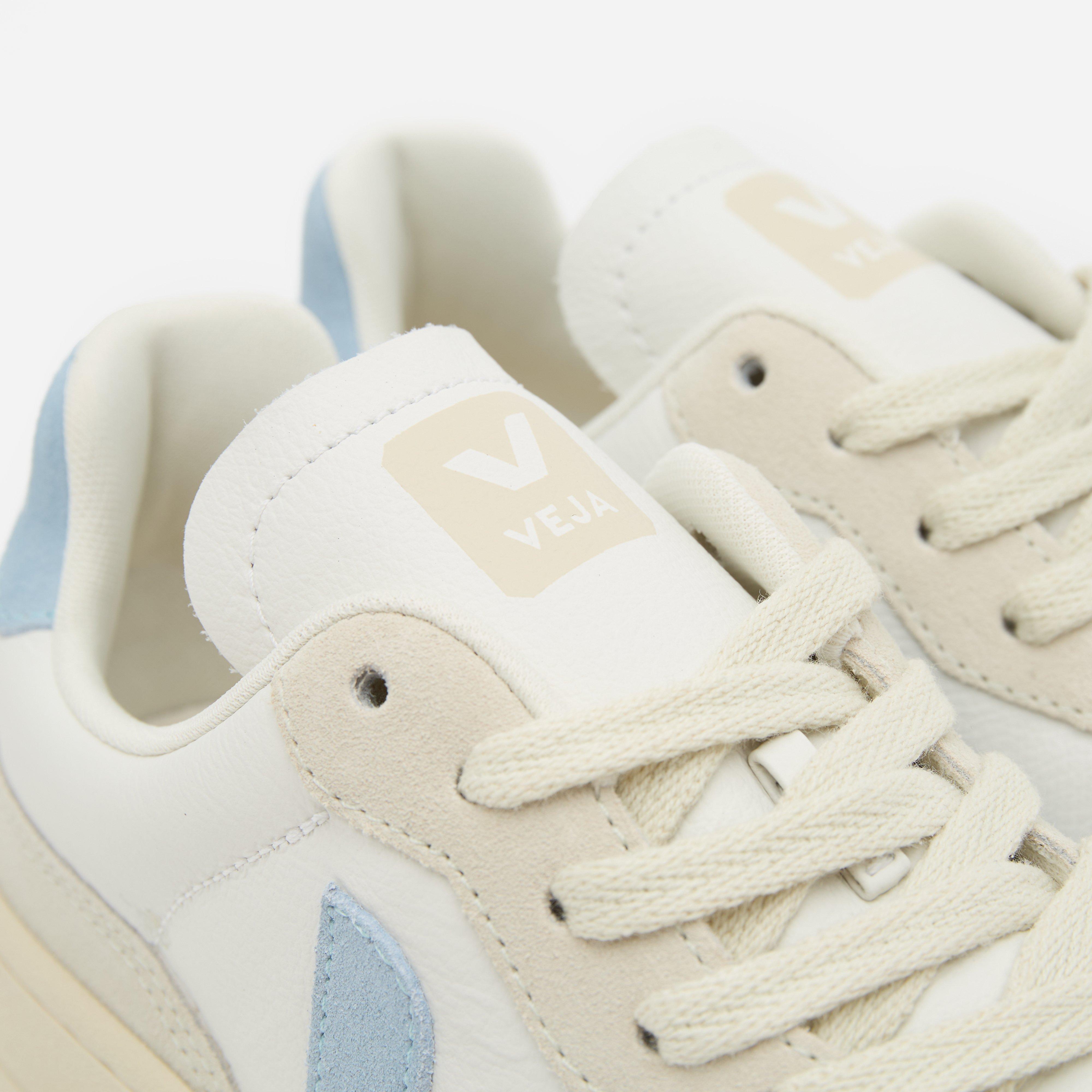 Veja V-90 Women's