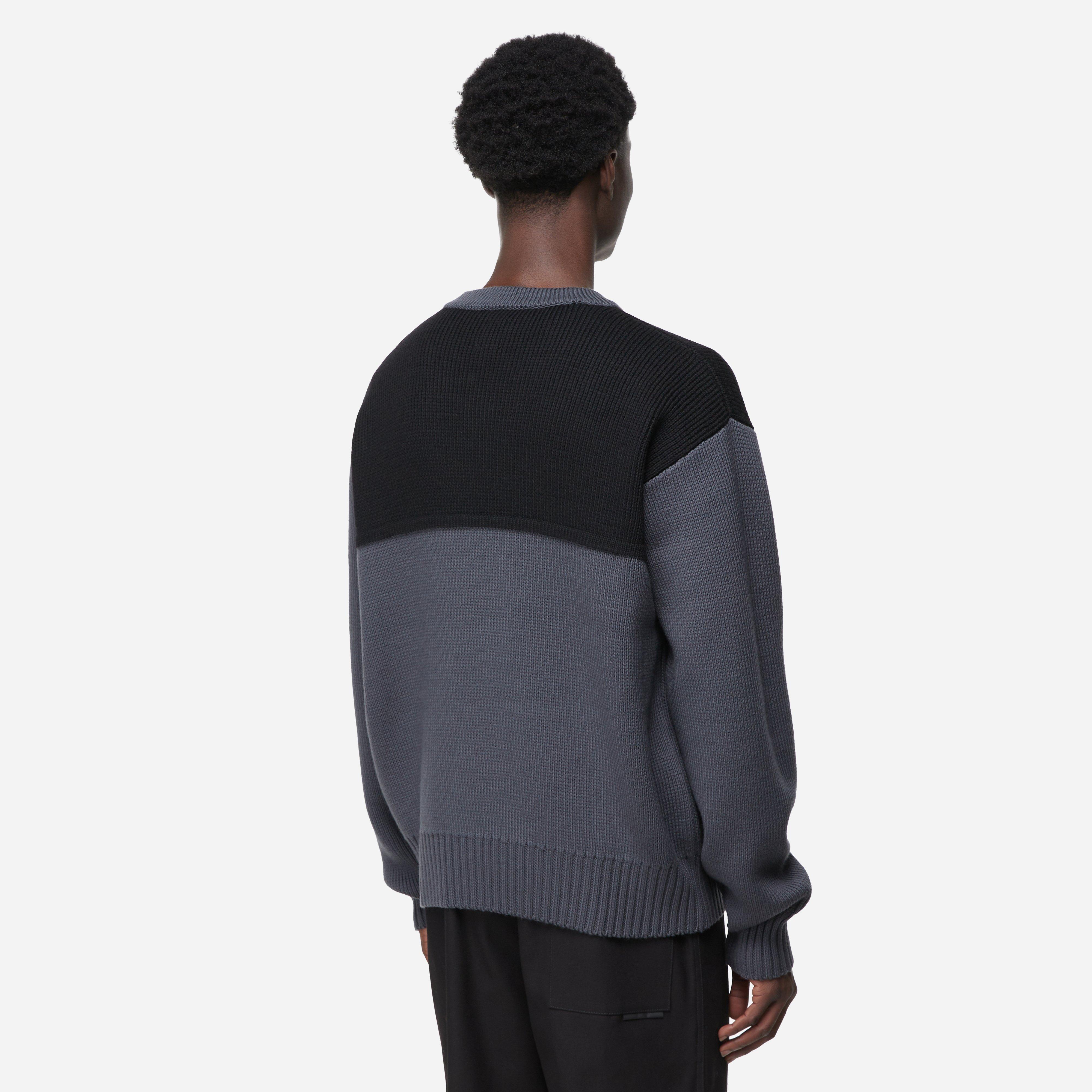 GR10K Guardia V-Neck Sweater