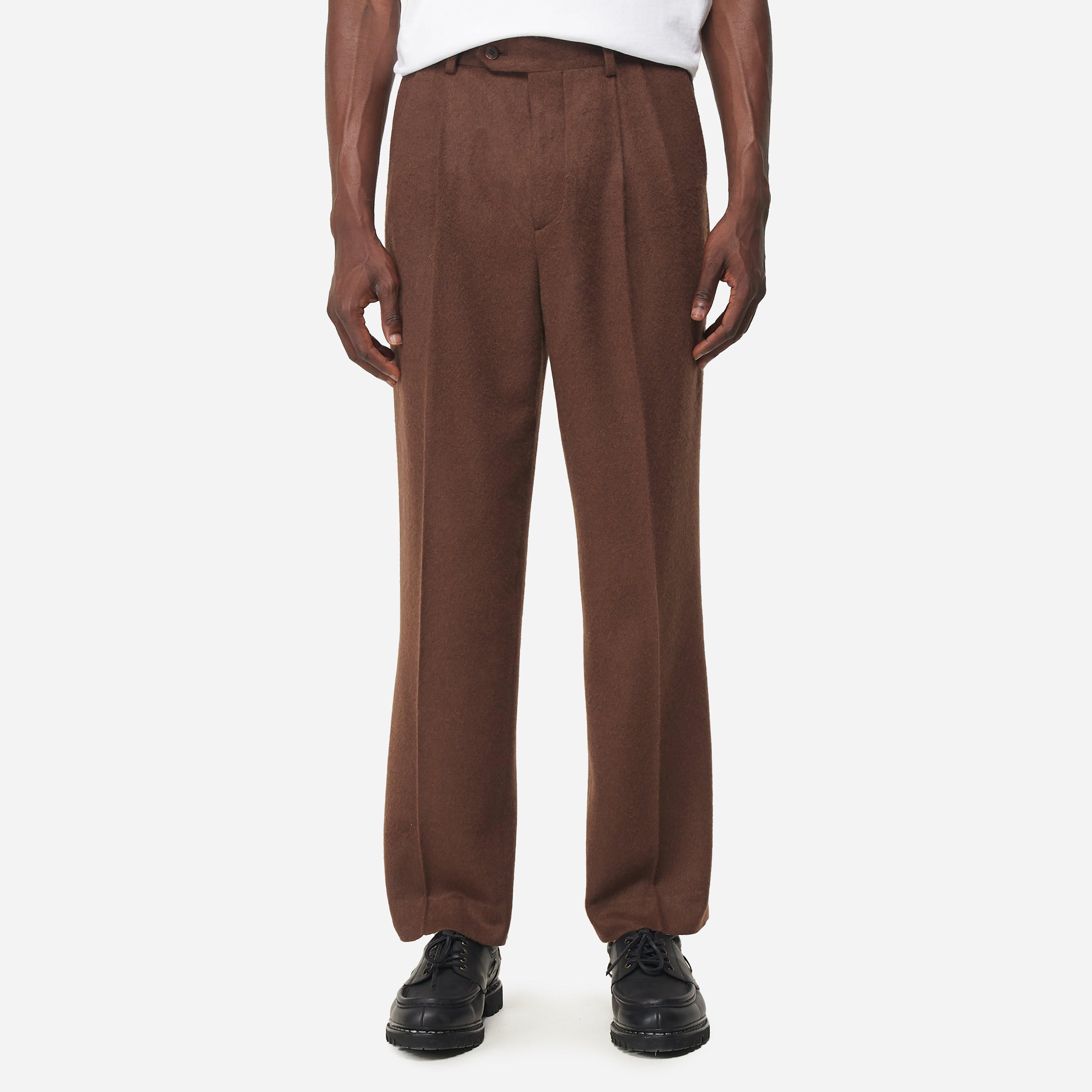 Baby cashmere sweatpants in brown - Auralee