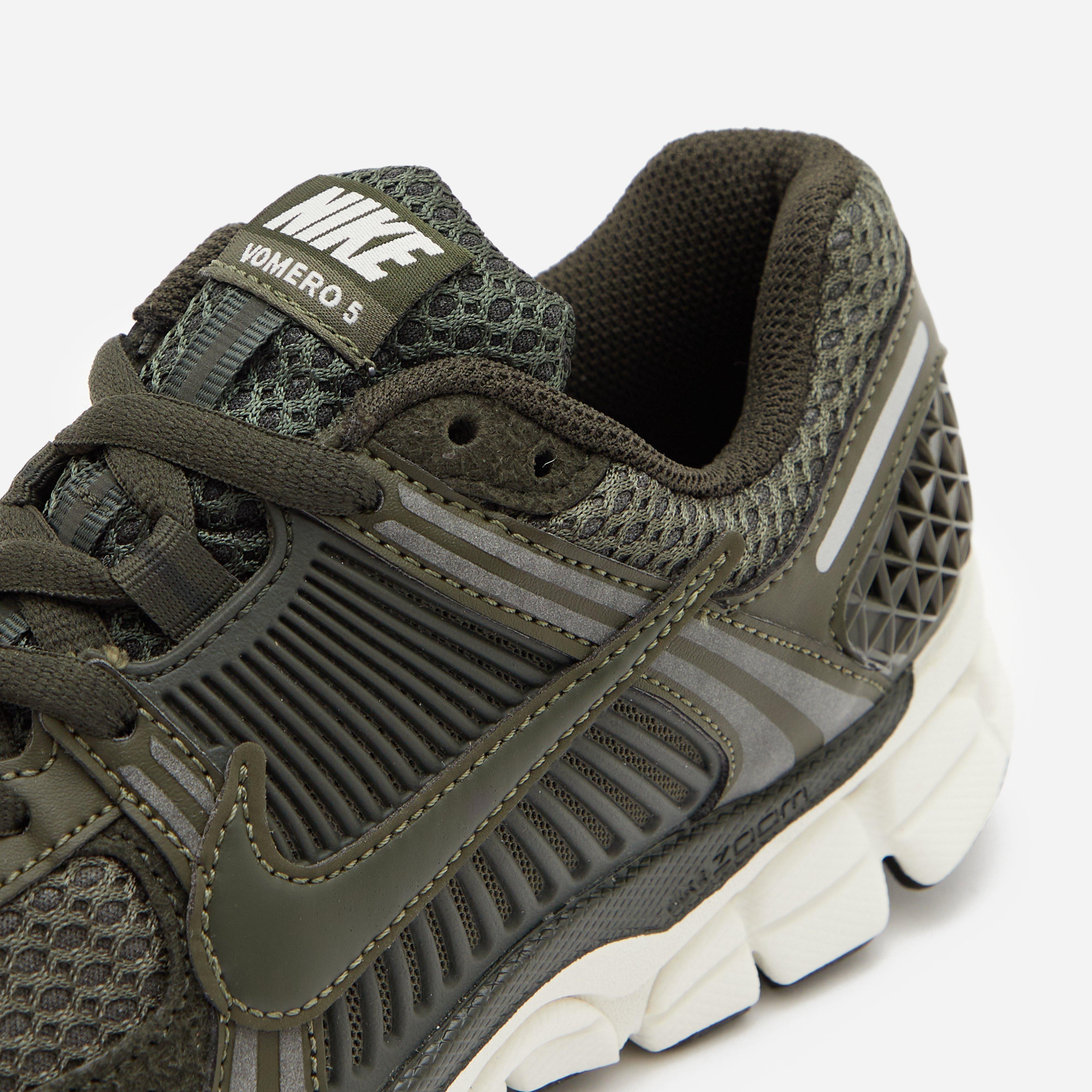 Nike Zoom Vomero 5 Women's