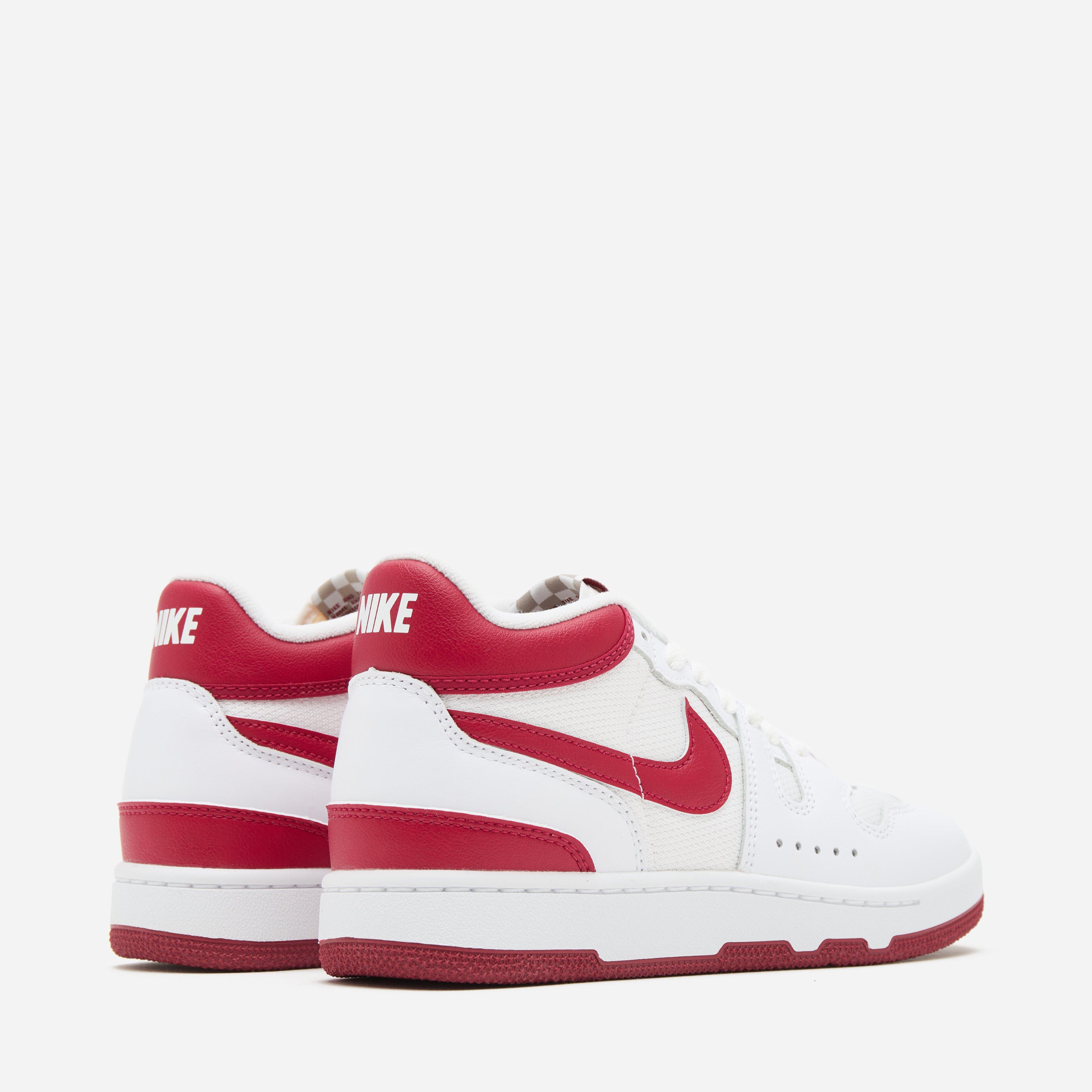 Nike Attack Women's