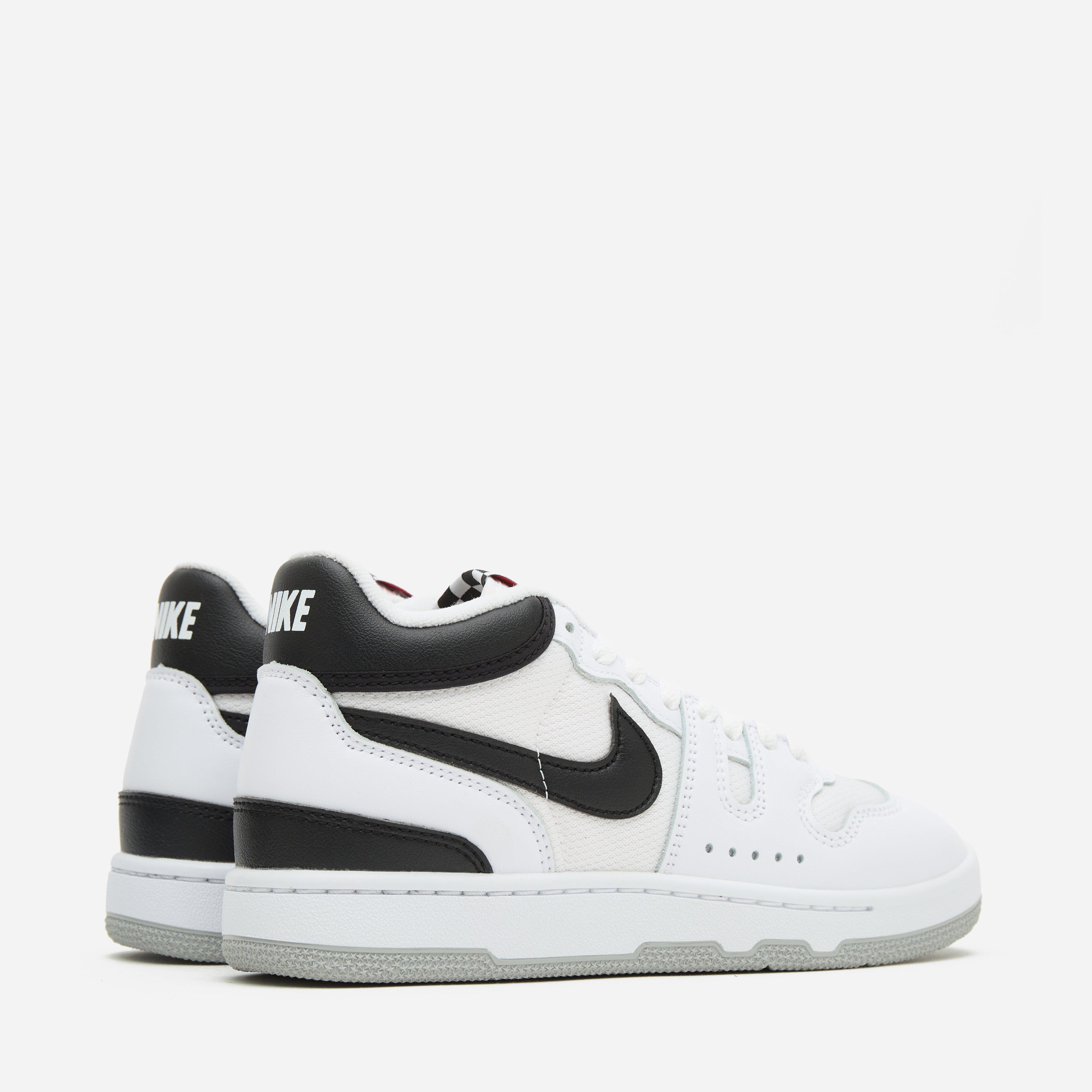 Nike Attack Women's