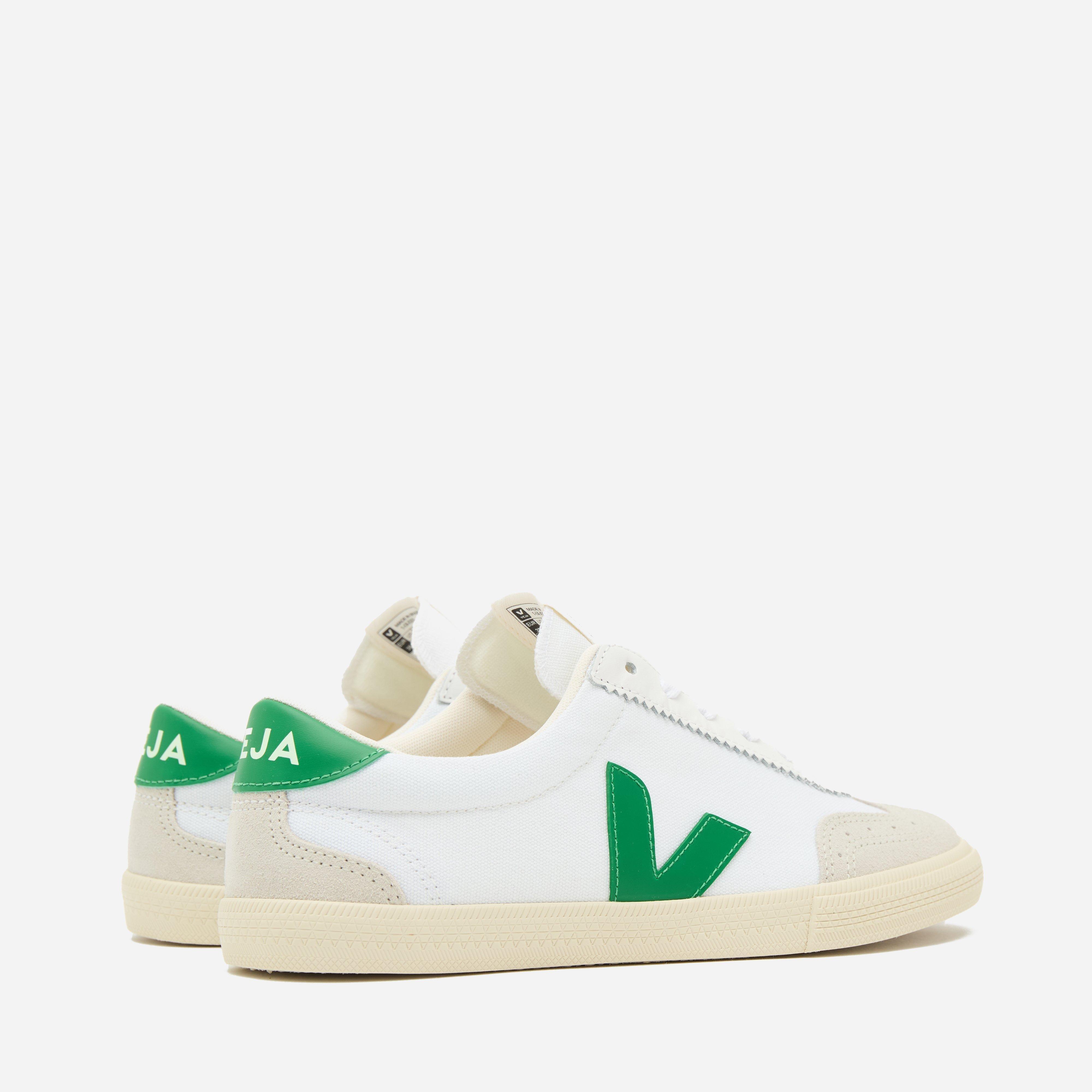 Veja best sale volley womens