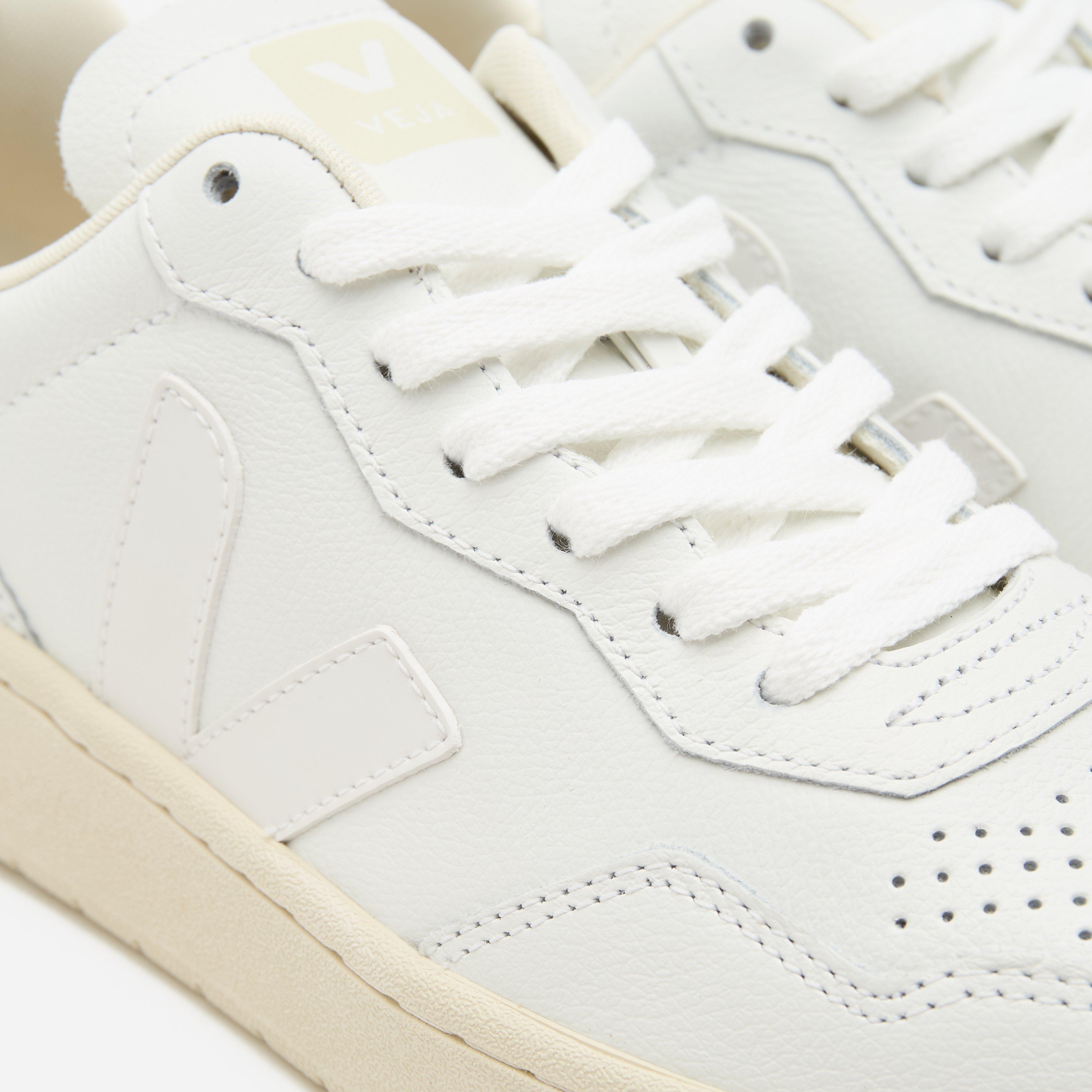 Veja V-90 Women's