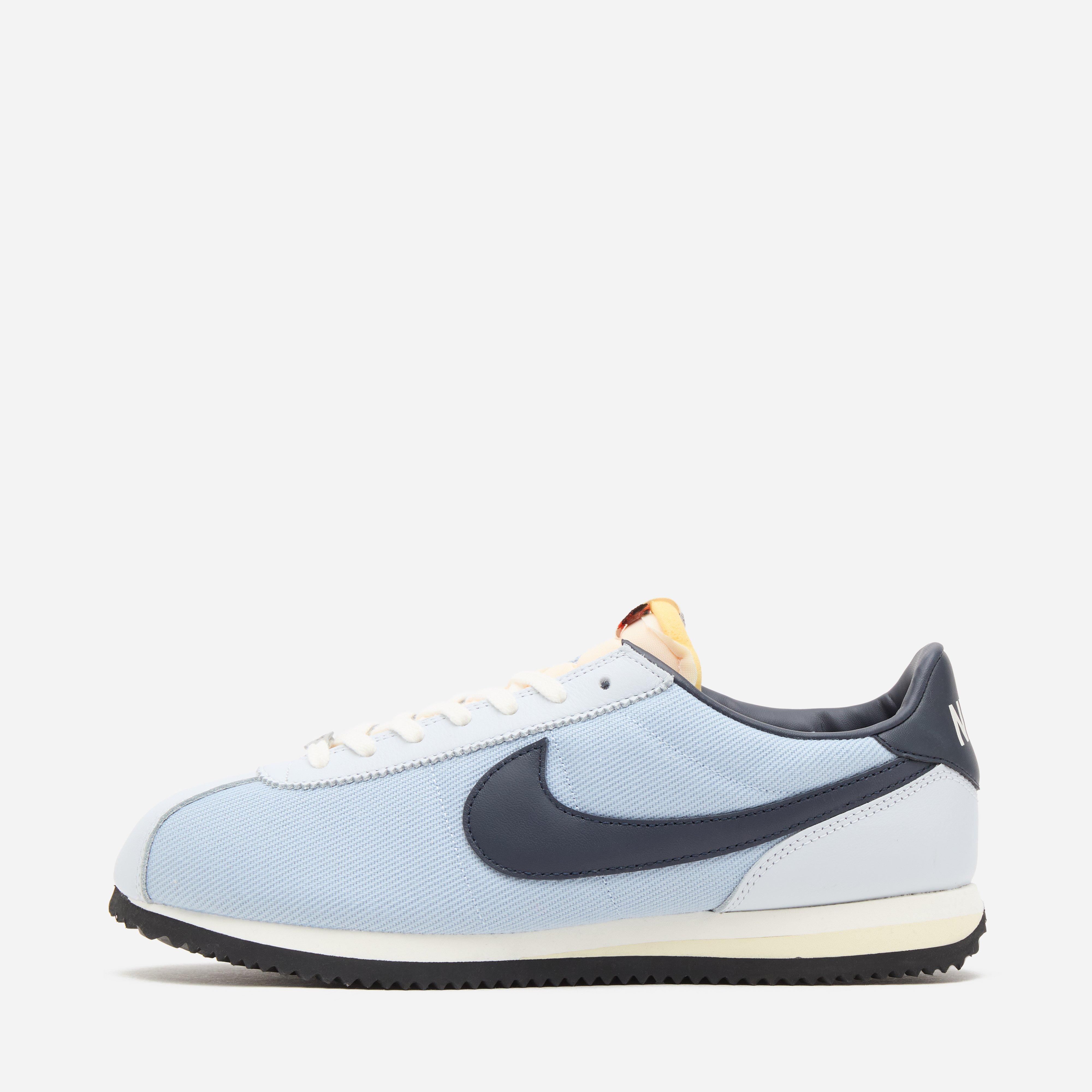 Pastel blue outlet nike cortez