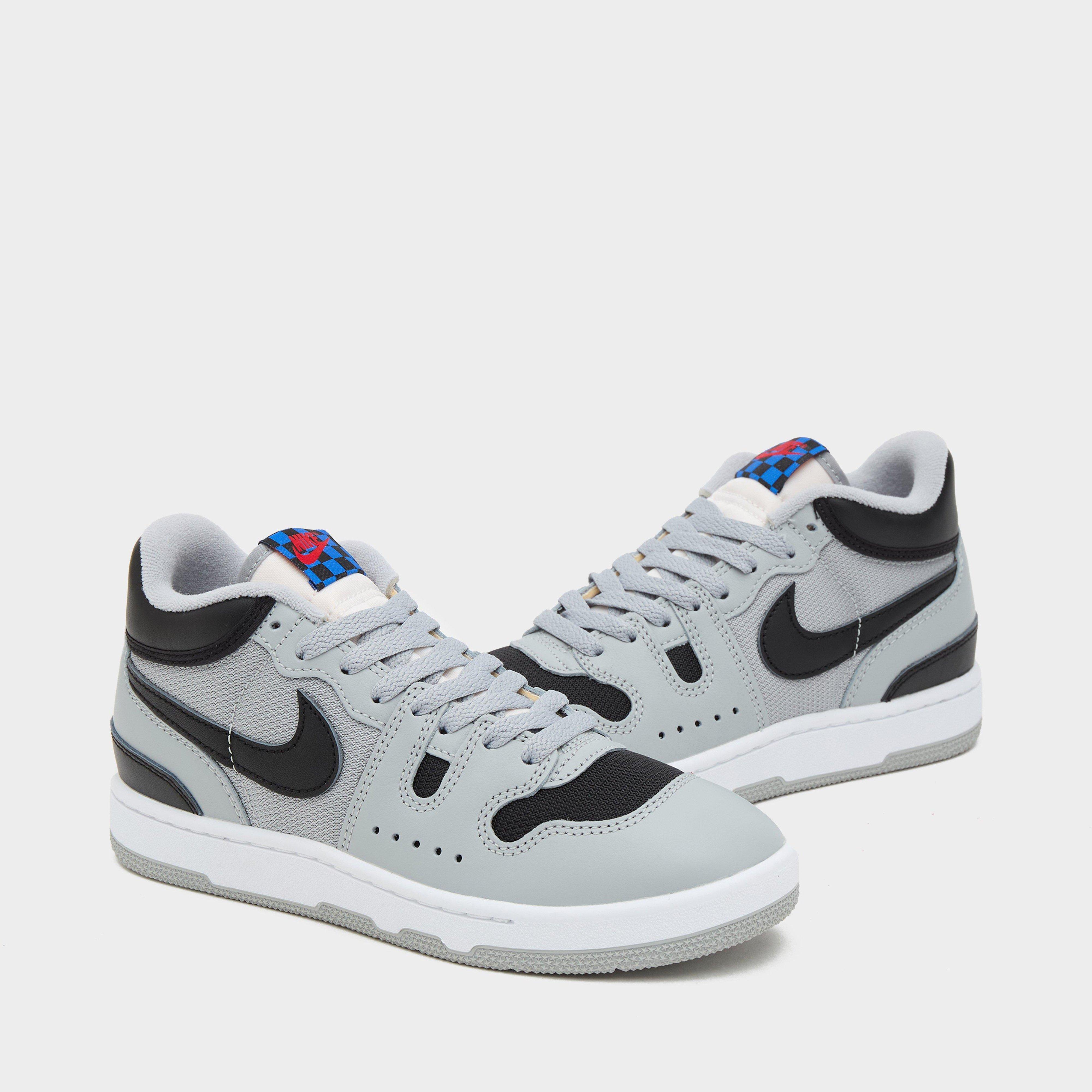 Nike Attack Women's