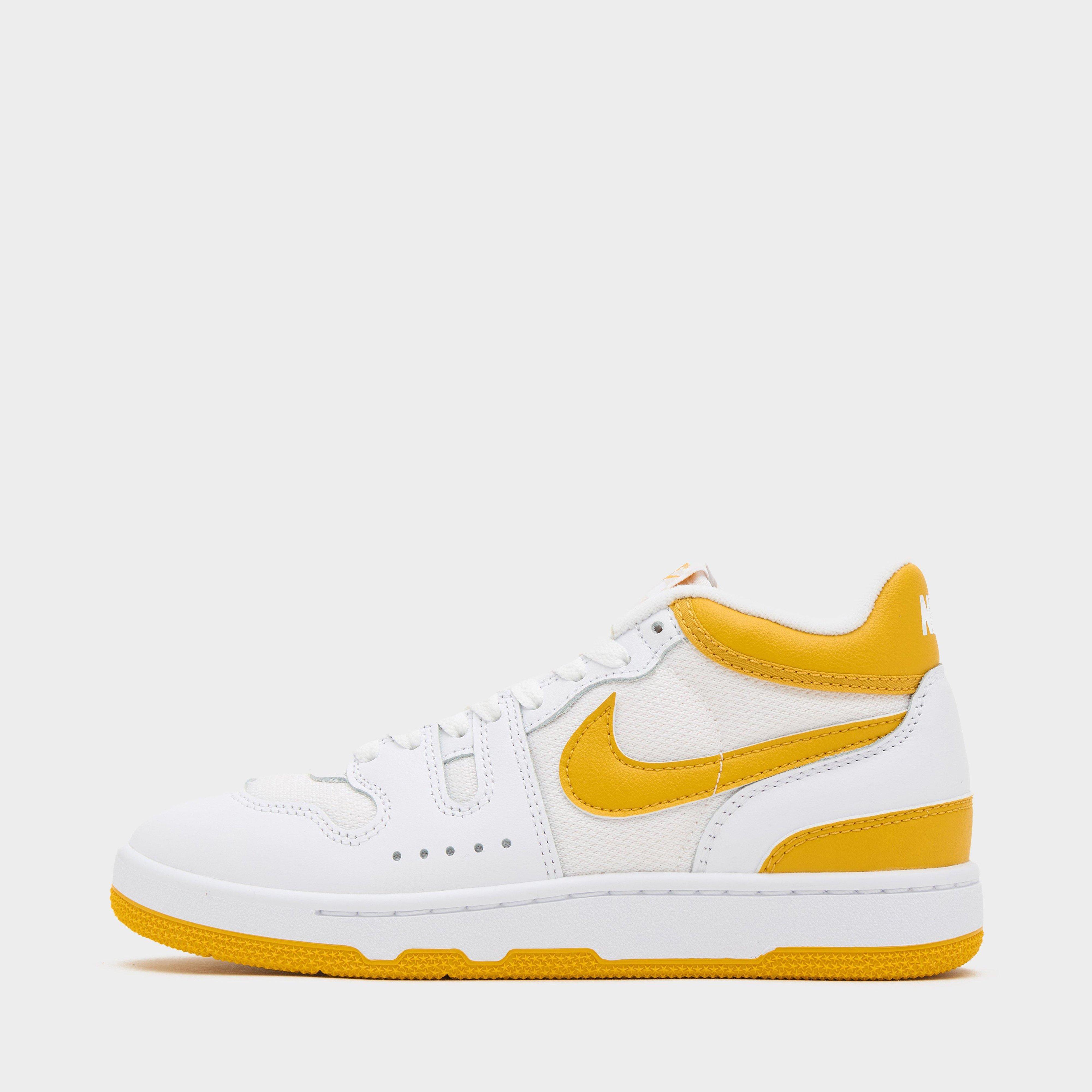 Nike Attack Women's